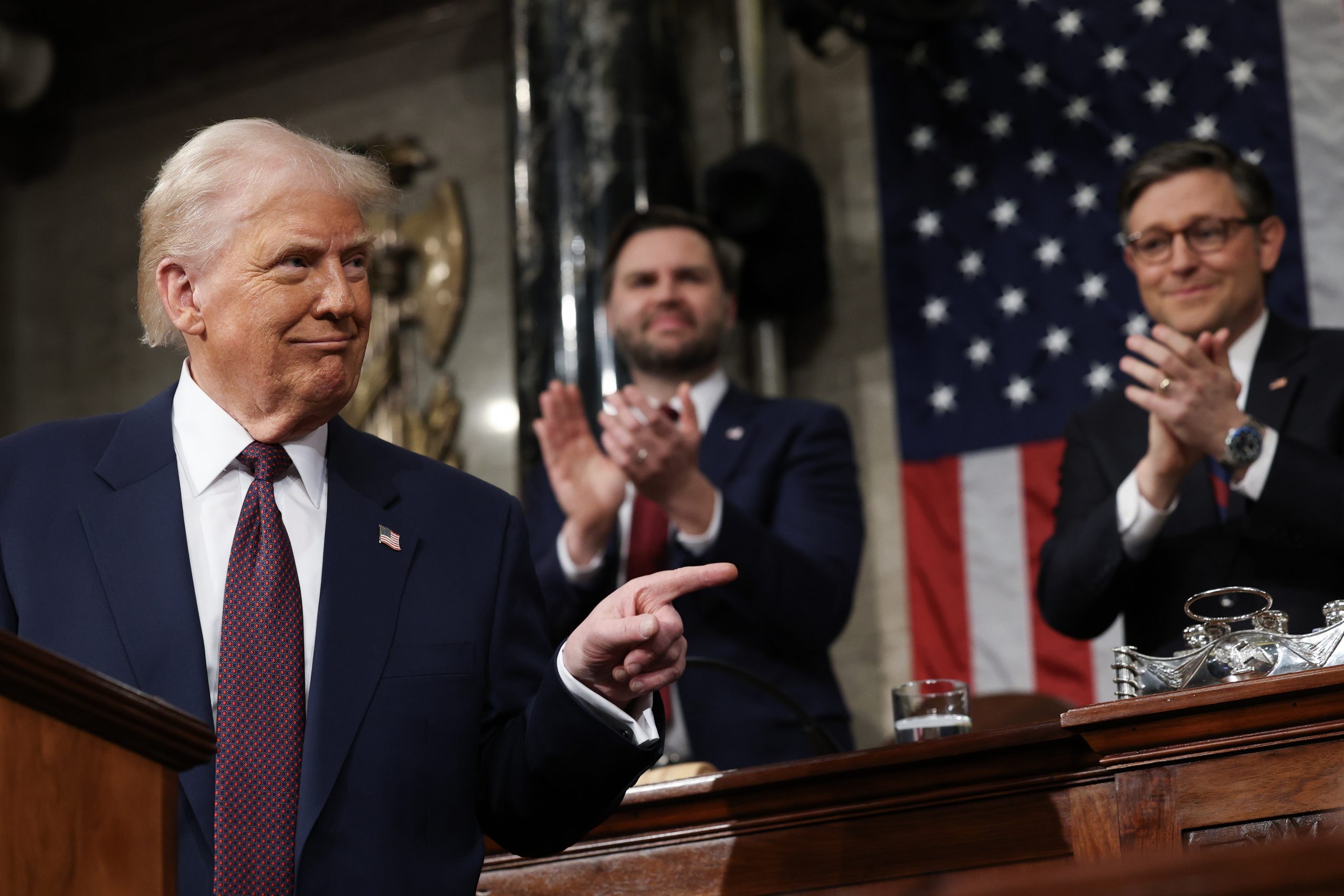 Trump rejeita defender aliados com despesas militares abaixo de metas