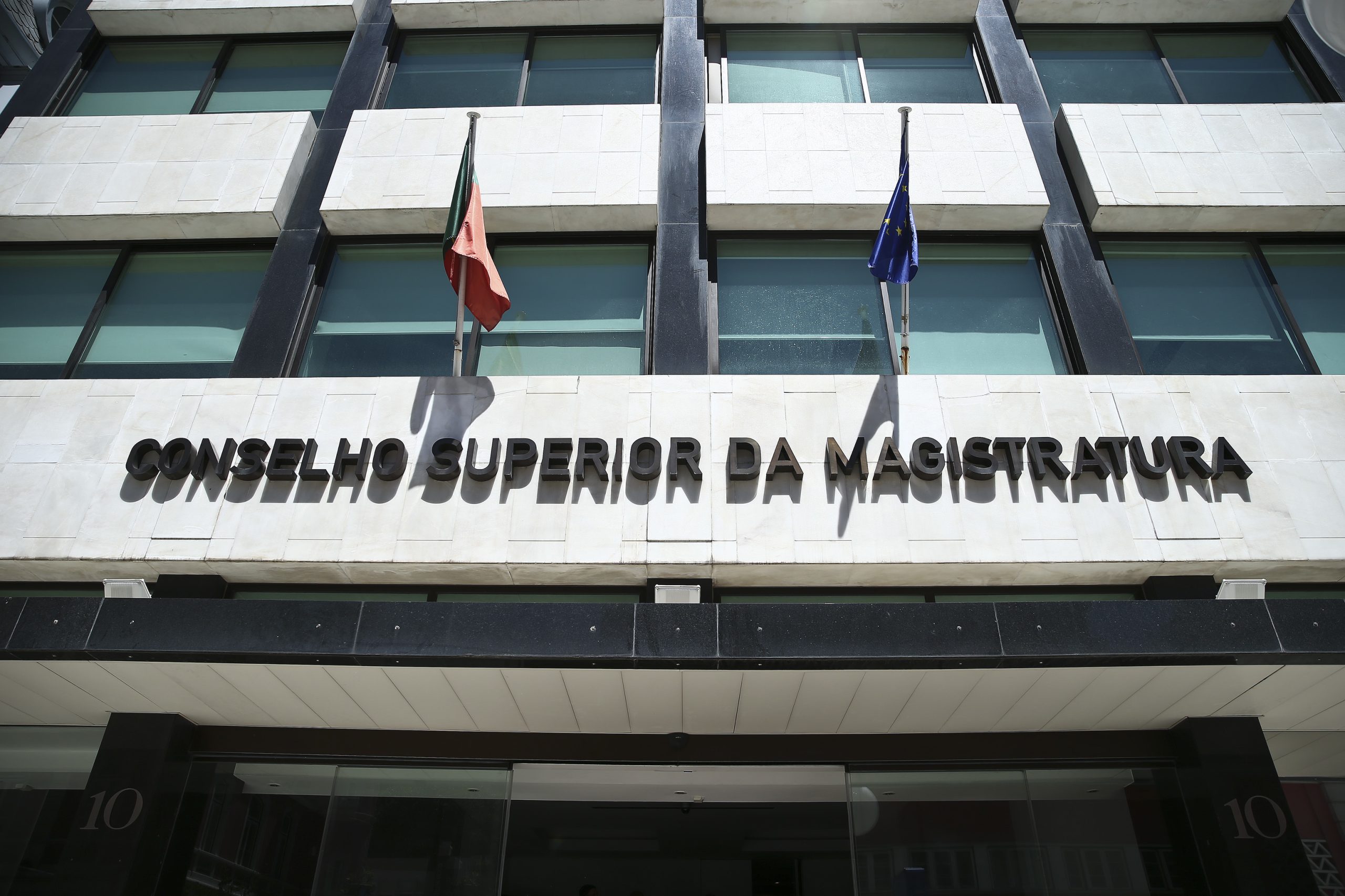 Operação Marquês: Conselho Superior da Magistratura considera normal manutenção das juízas e refuta argumentos de Sócrates