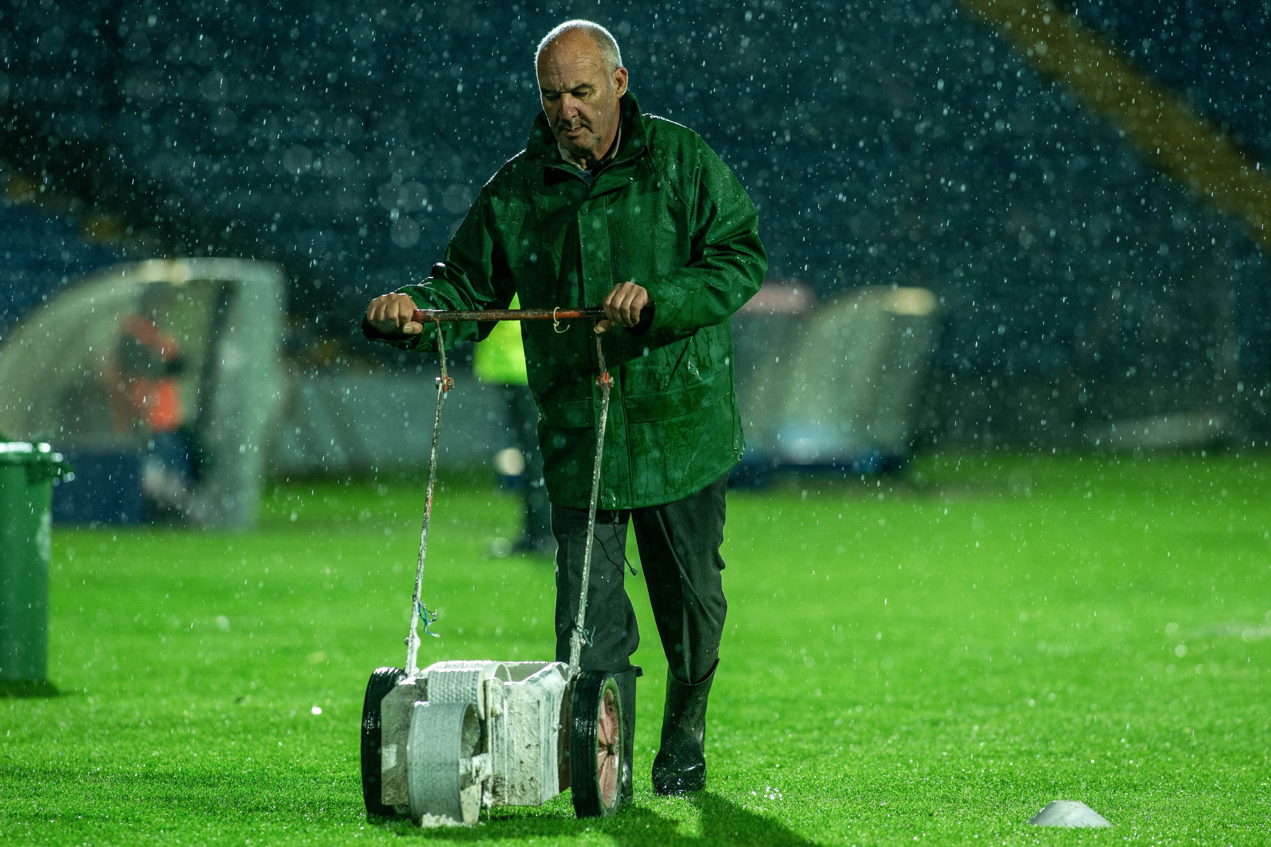 Jogo entre Santa Clara e Paços de Ferreira adiado para domingo