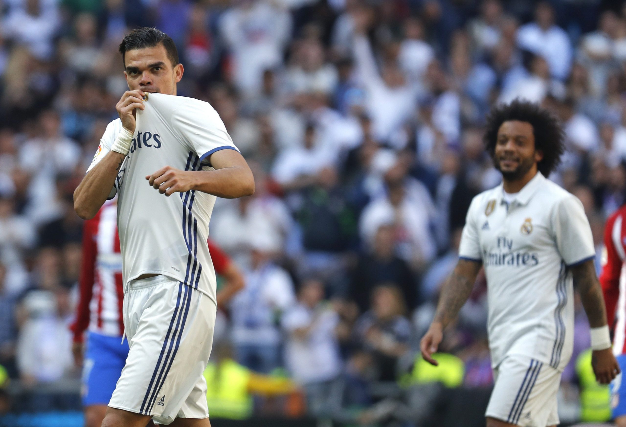 Pepe fraturou duas costelas no dérbi madrileno