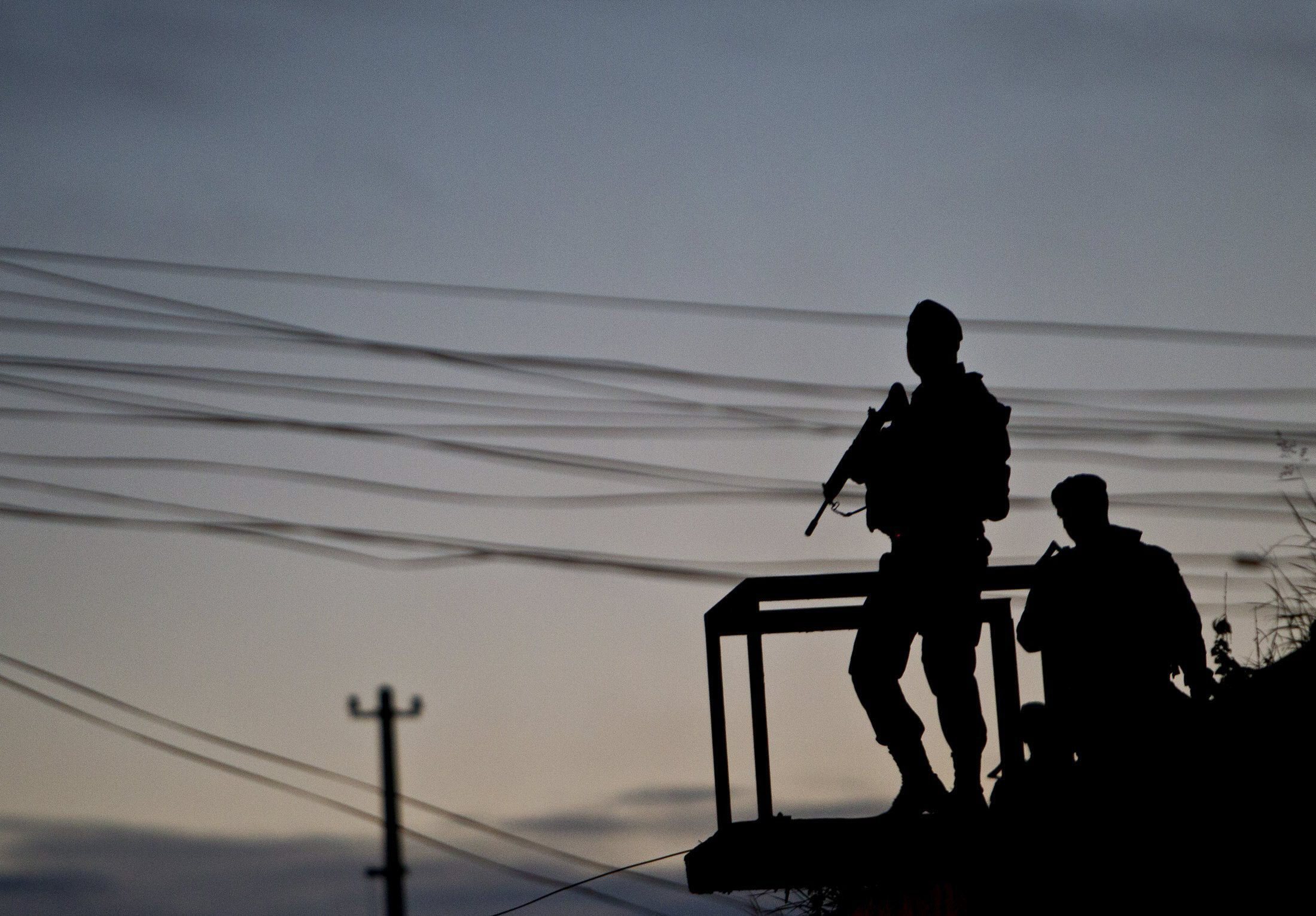 Execuções extrajudiciais de civis: quem vai julgar os militares no Brasil?