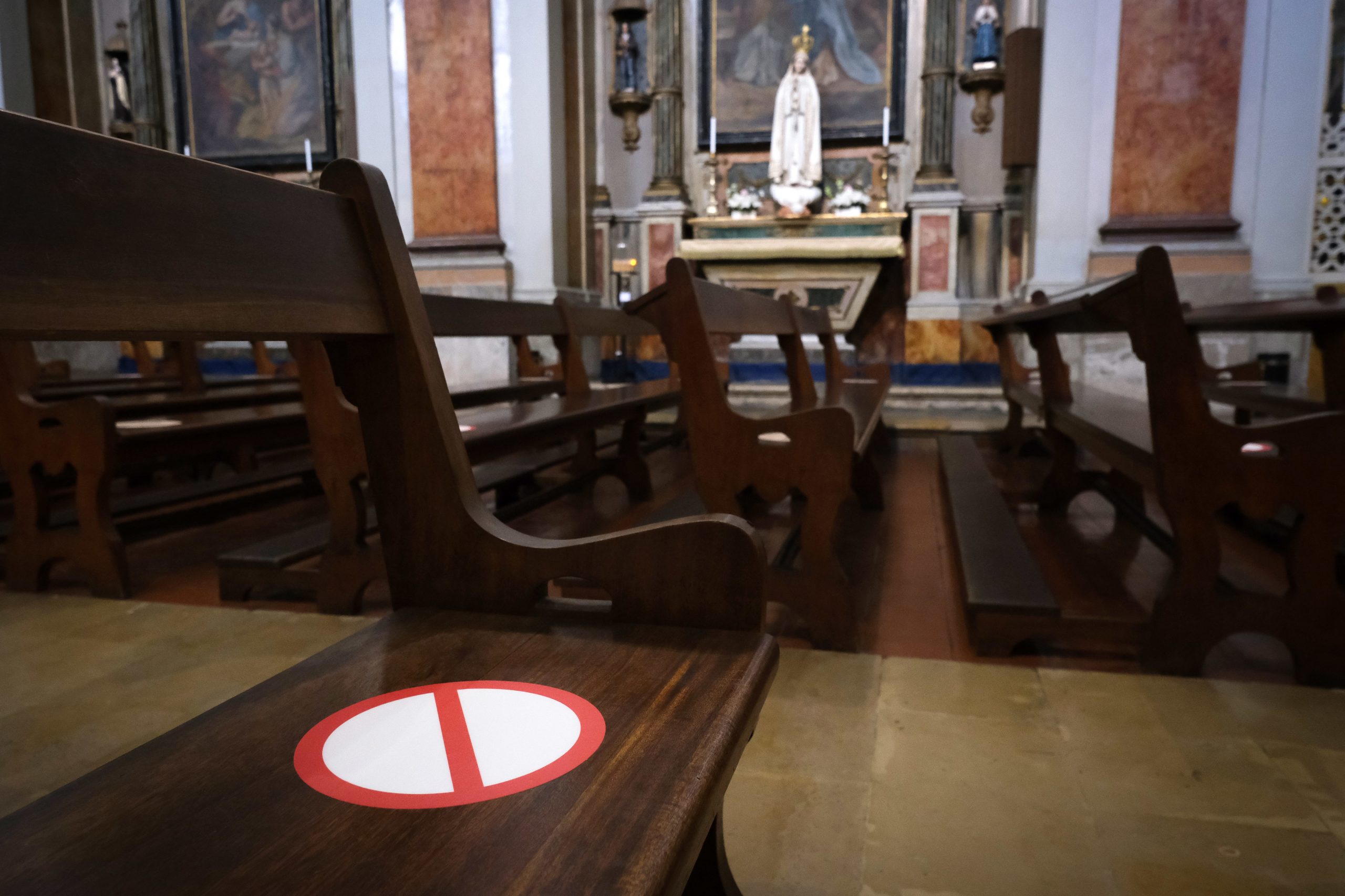 Justiça argentina acusa líderes do Opus Dei de tráfico de mulheres entre outros crimes
