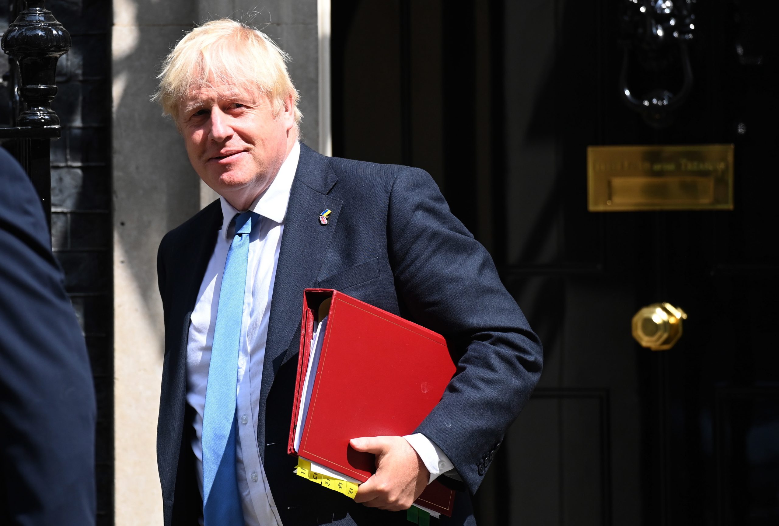 Boris Johnson diz que não vai apresentar candidatura a primeiro-ministro