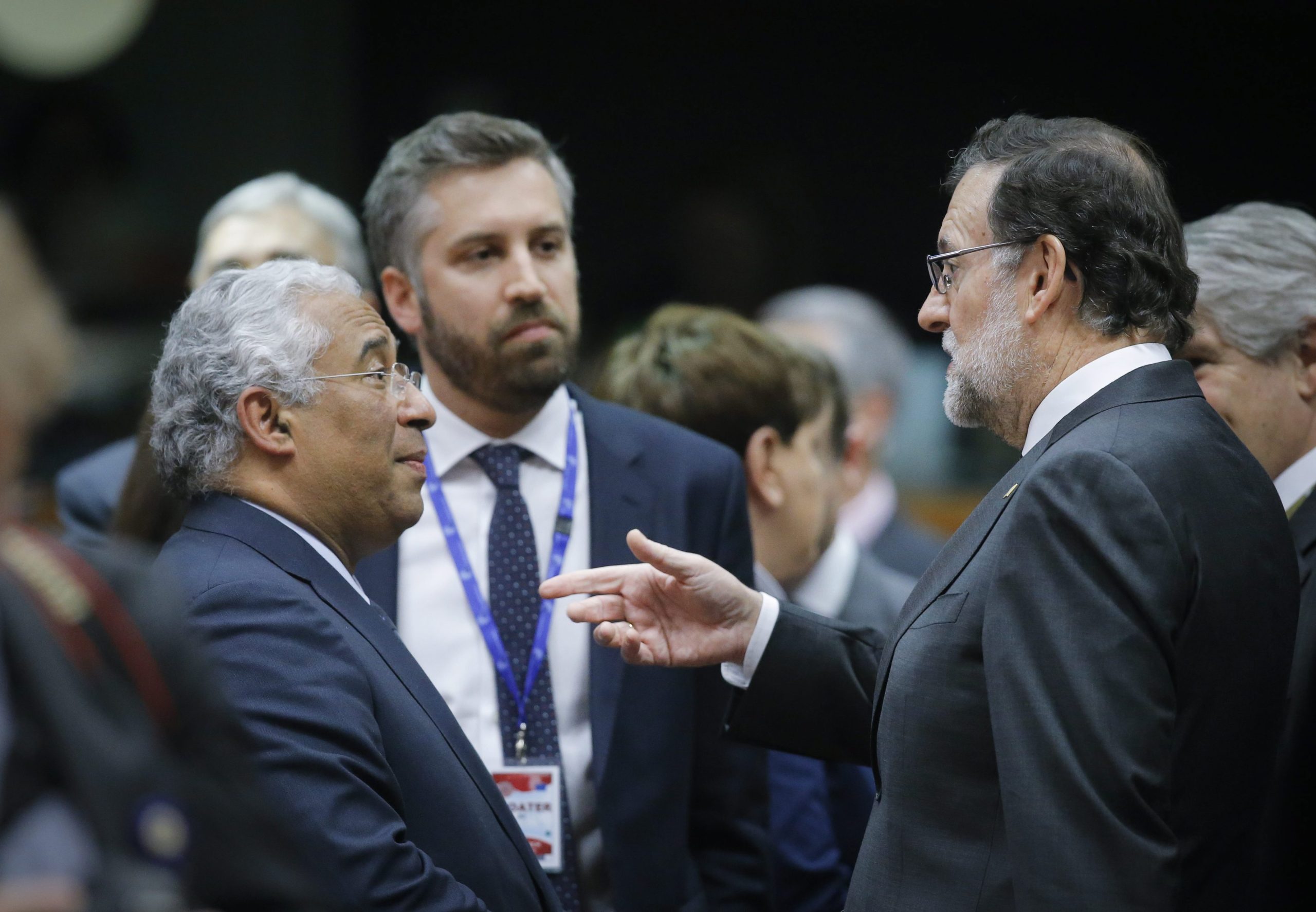 Segunda-feira vai-se discutir a suspensão de fundos a Portugal e Espanha