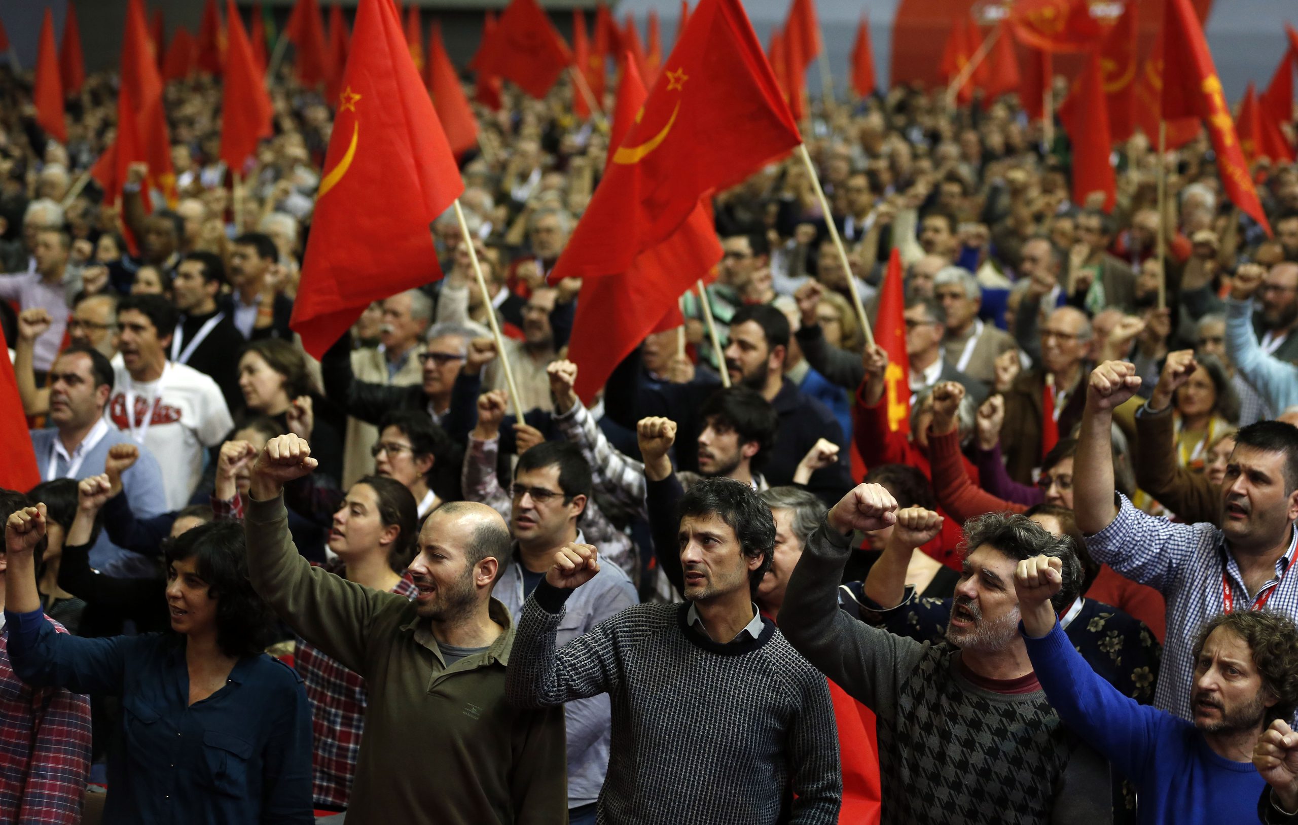 Arranca em março campanha pela “libertação do euro”