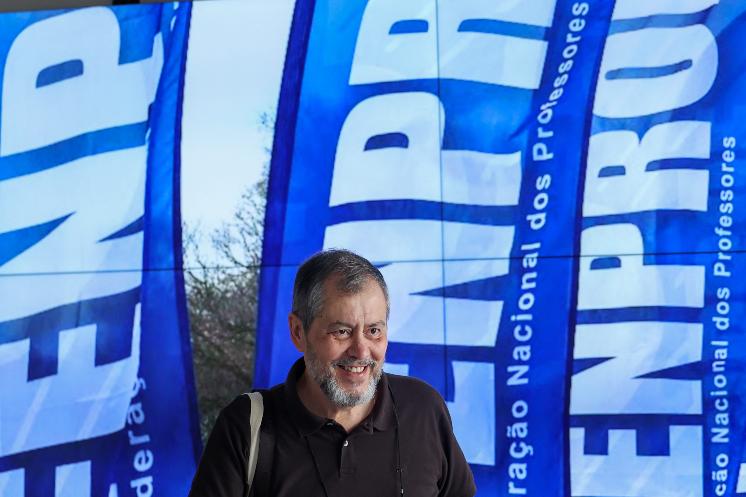 Professores: reunião negocial foi “oportunidade perdida”