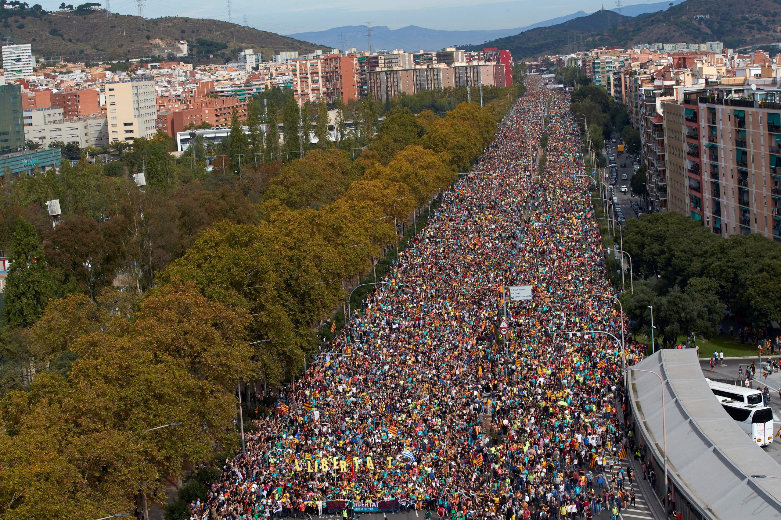 Governo da Catalunha convoca eleições antecipadas