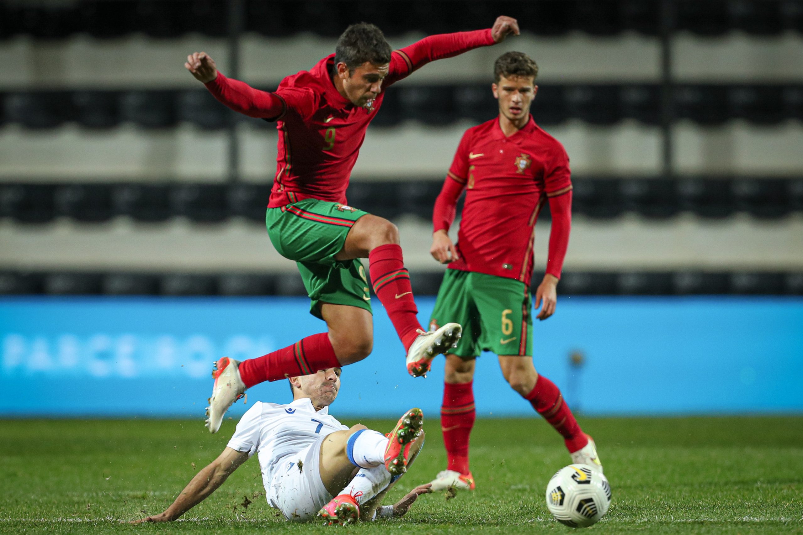 Portugal goleia República Checa em preparação para Europeu de sub-21