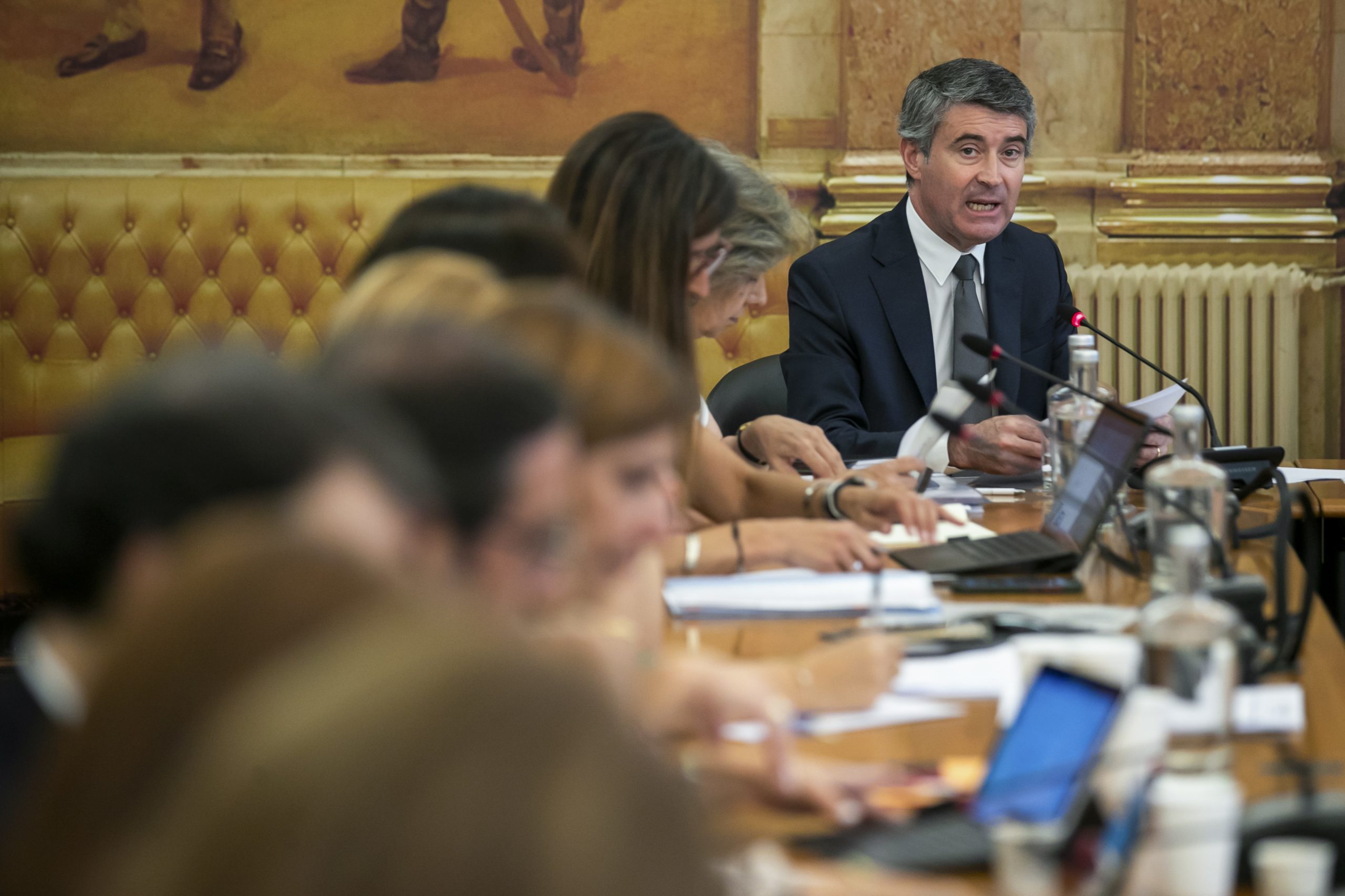 MAI anuncia mais 20 milhões de euros para investimento no alojamento dos polícias