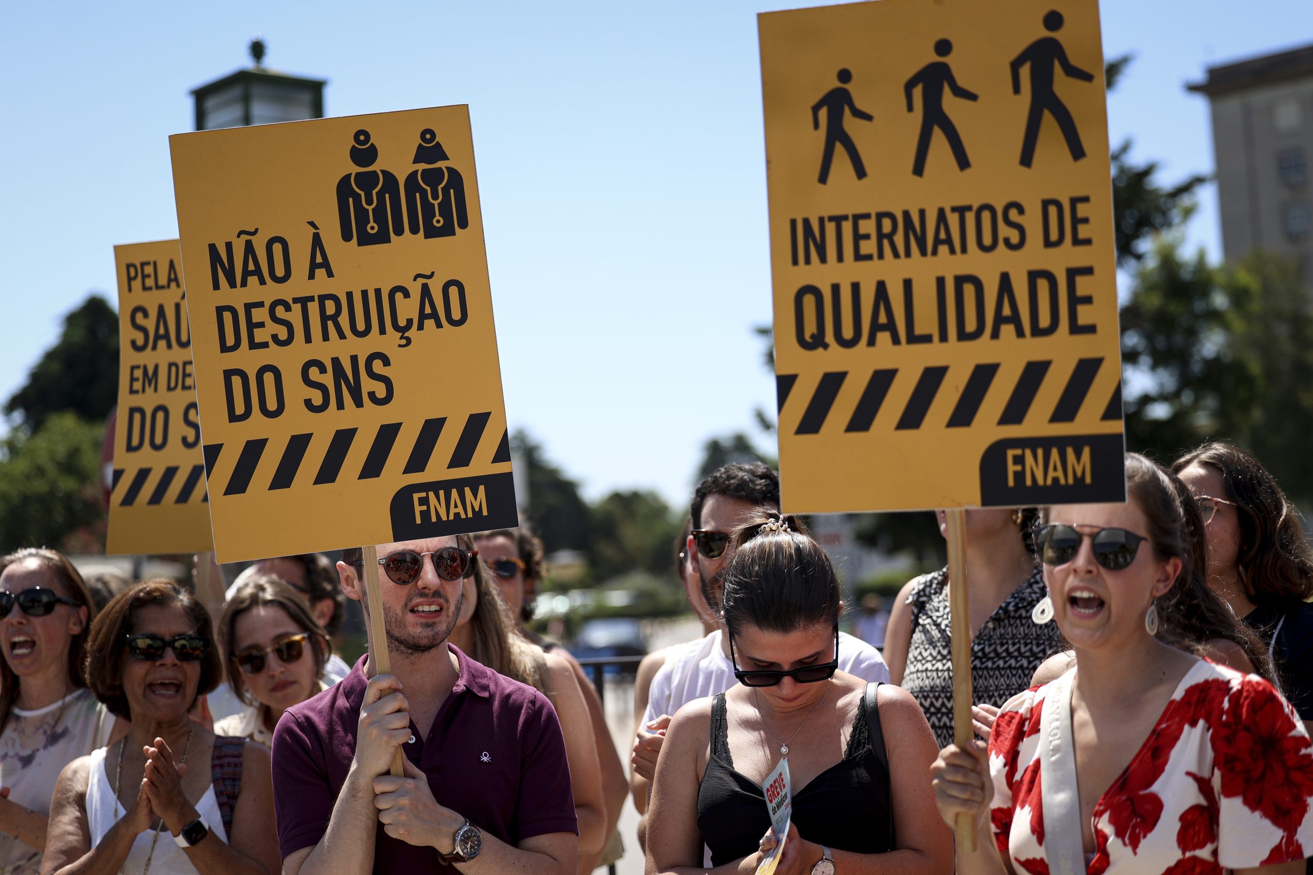 Médicos e Governo desentendem-se nos números da adesão à greve