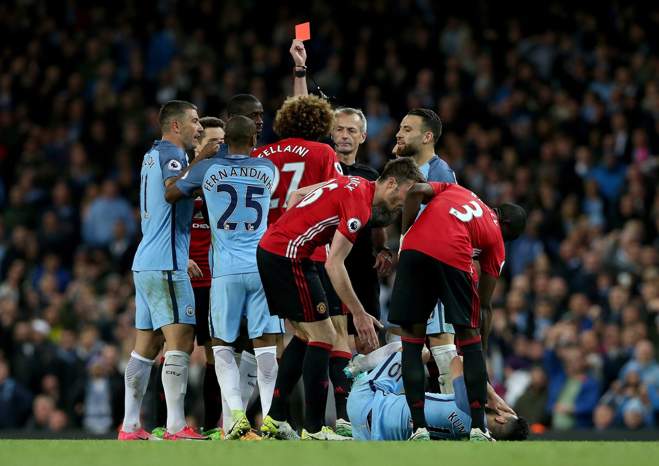Nem ganhou Mourinho, nem ganhou Guardiola. Nulo no derby de Manchester
