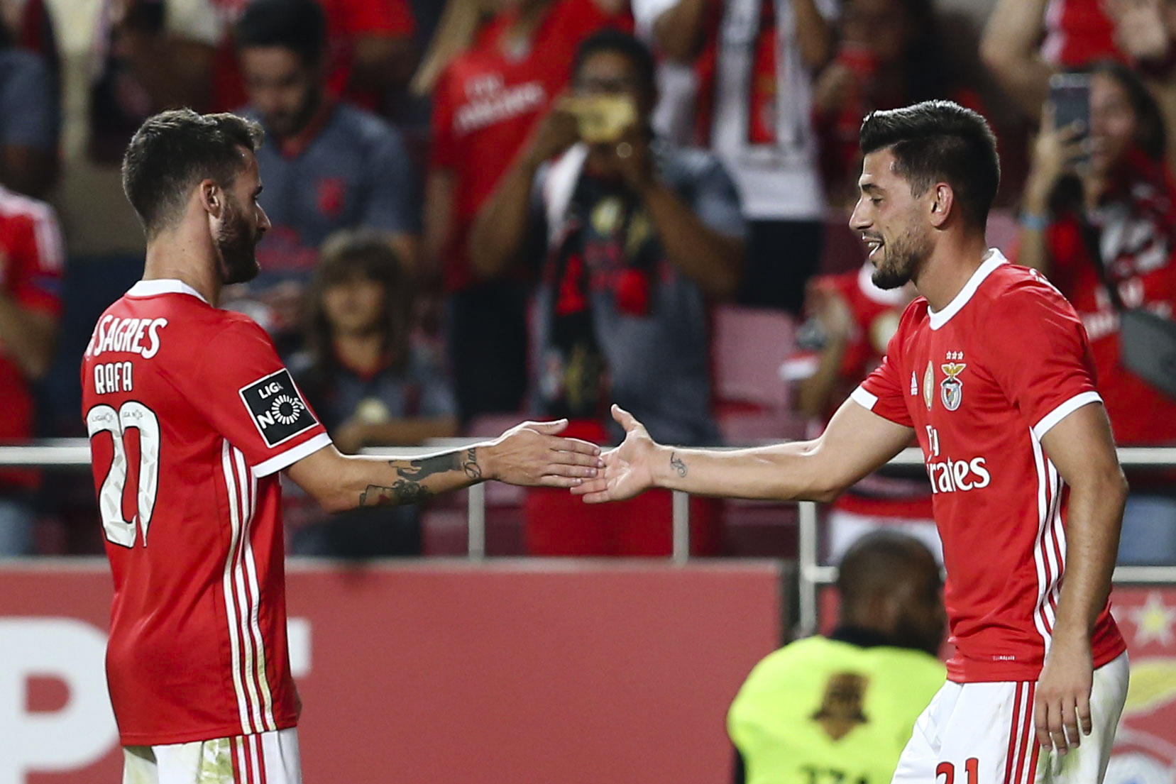 Benfica vence Gil Vicente e isola-se no segundo lugar da I Liga