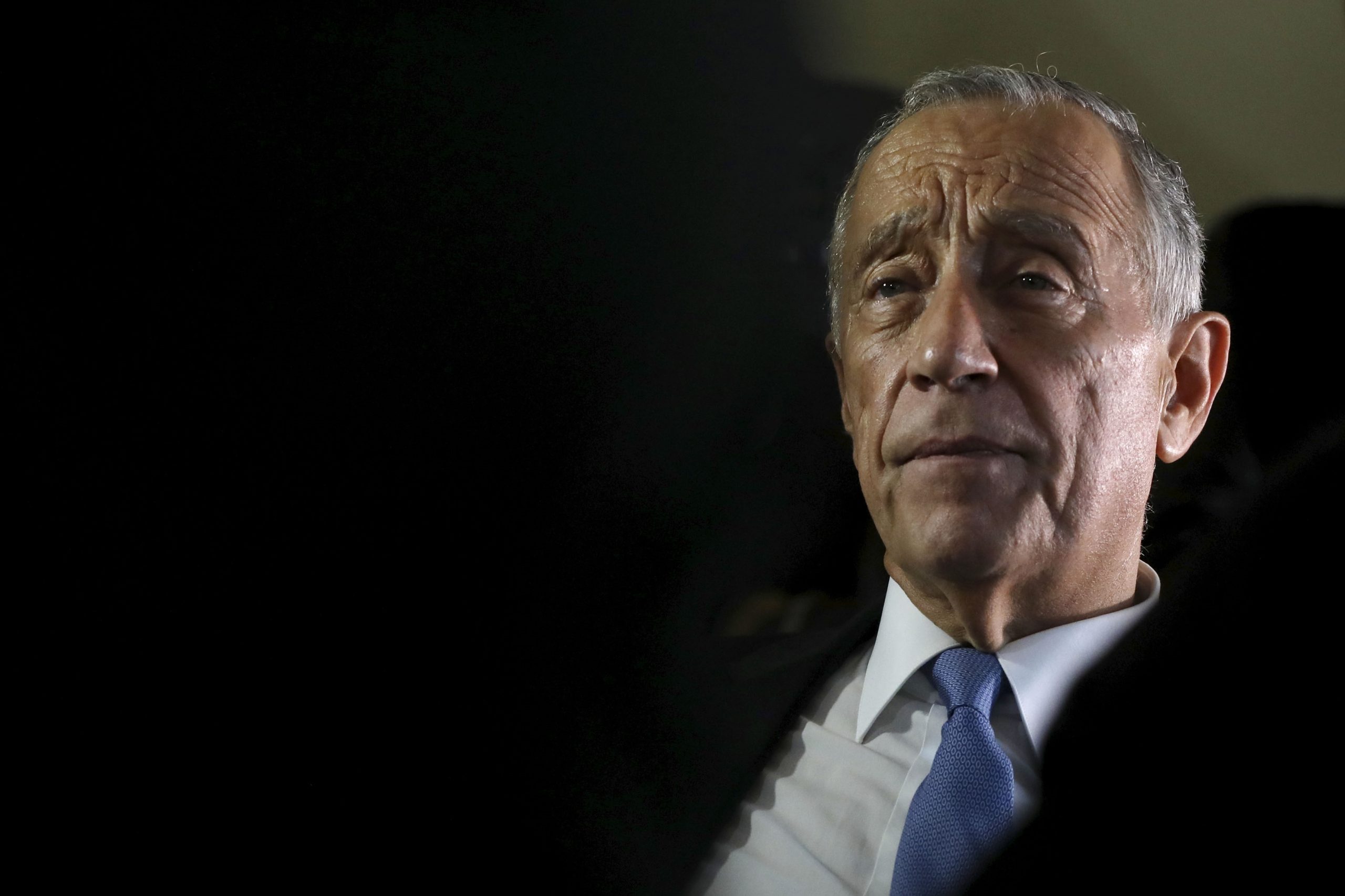 OPA à EDP: “Vivemos numa economia em que há instituições reguladoras ou de supervisão. Não compete ao Presidente da estar a pronunciar-se”, diz Marcelo
