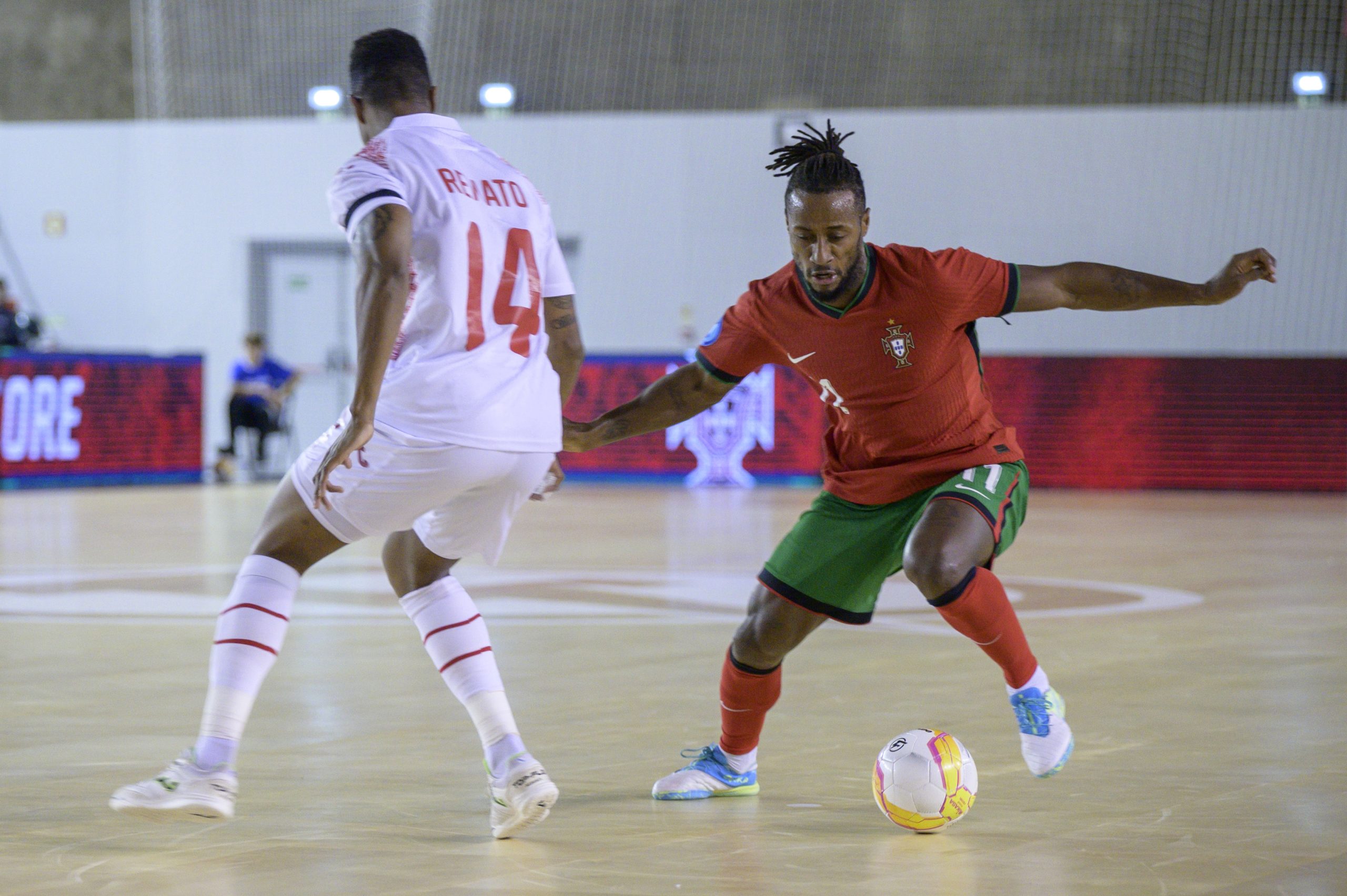 Portugal fecha apuramento para Europeu de futsal com triunfo nos Países Baixos