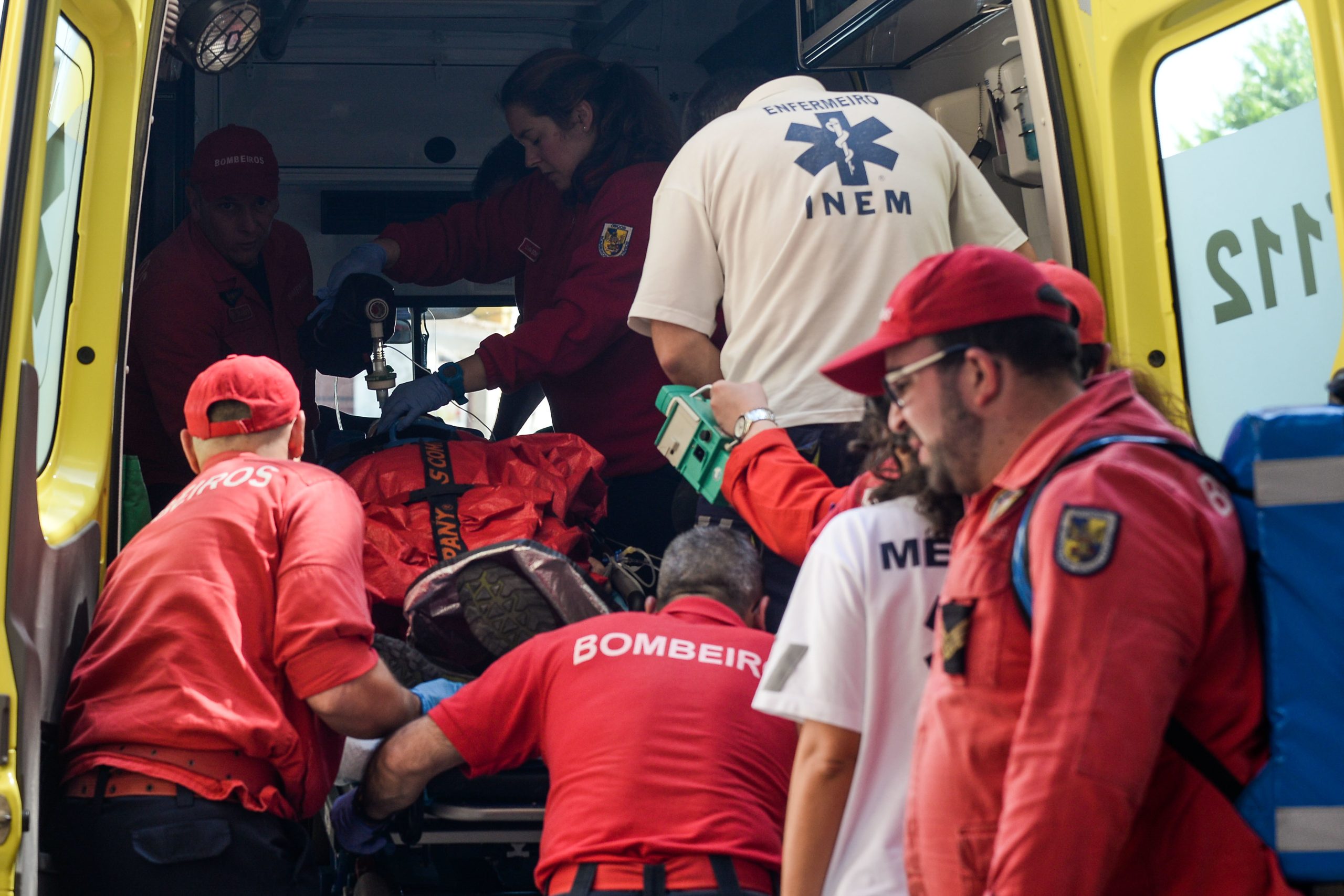 Reavaliados precários dos hospitais do Oeste excluídos por falta de habilitações