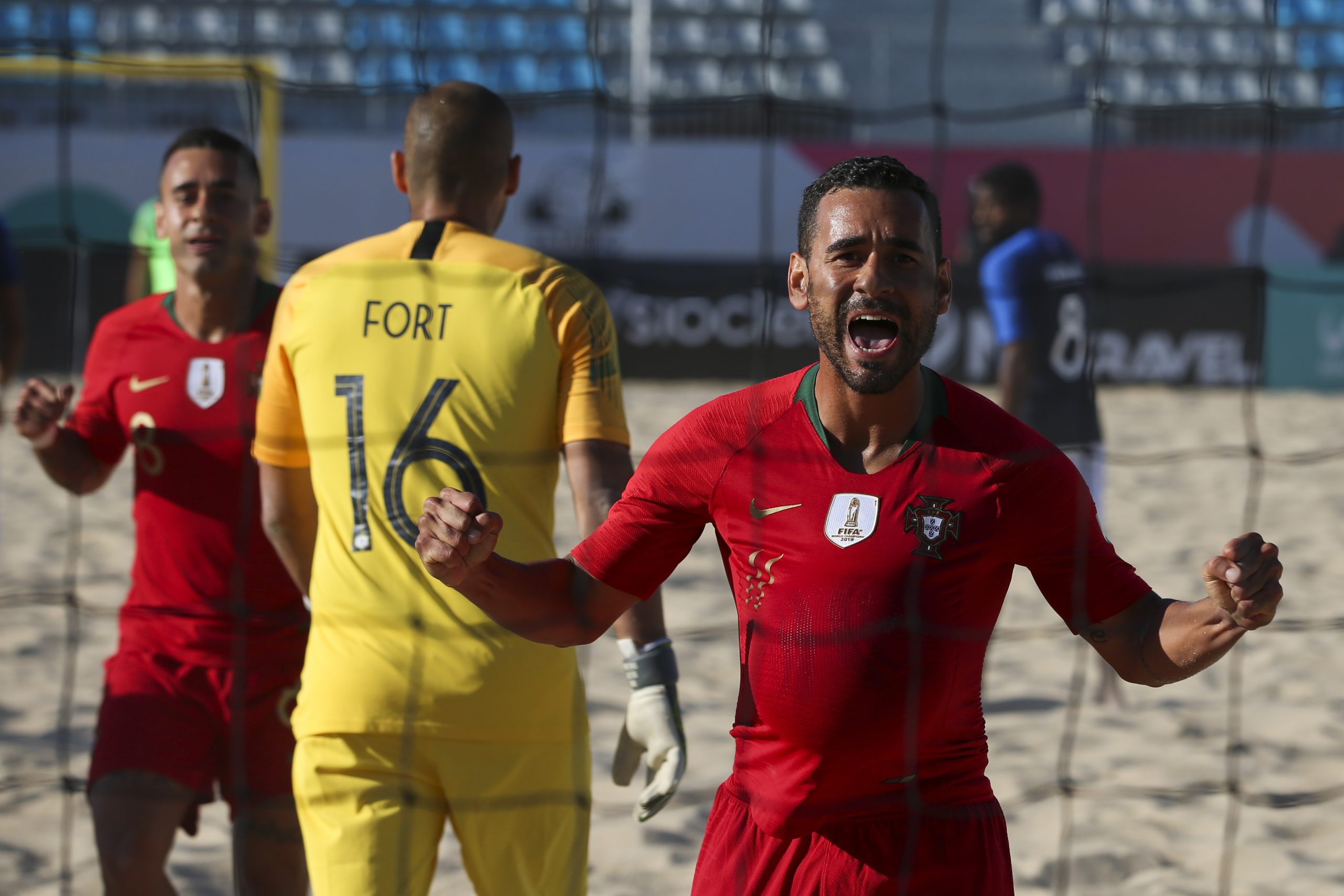 Goleada na Liga Europeia de futebol de praia não foi por facilitismo, diz selecionador