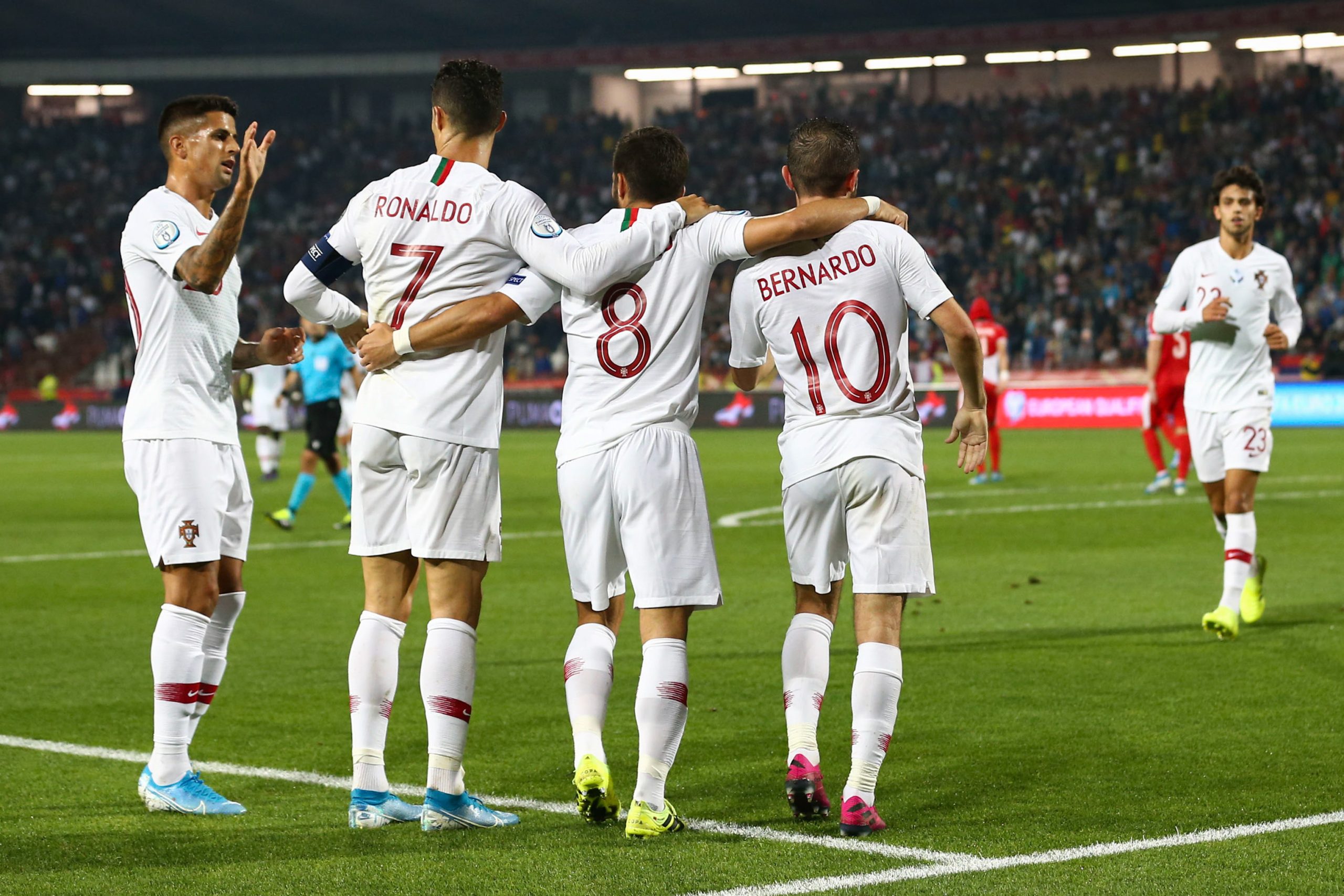 Euro 2020: Portugal ‘reencarrilha’ em Belgrado, Inglaterra e França em bom ritmo