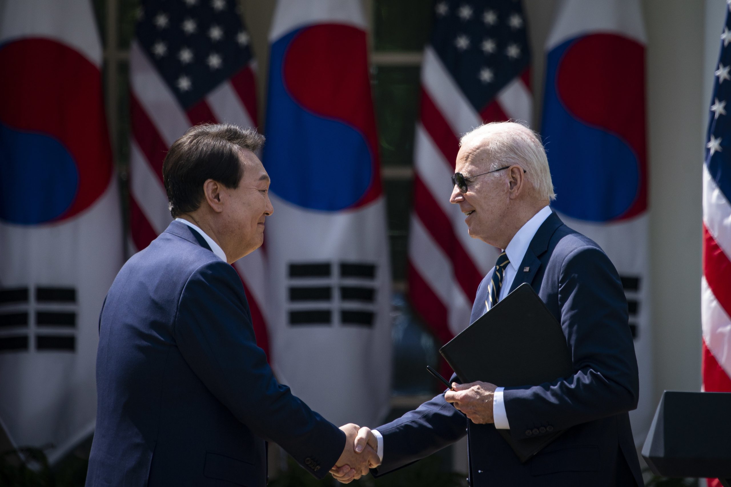 Caos na Coreia do Sul: exemplo de fragilidade e resiliência da democracia
