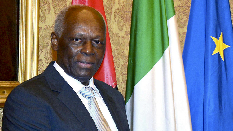 José Eduardo dos Santos deixa vida política ativa em 2018