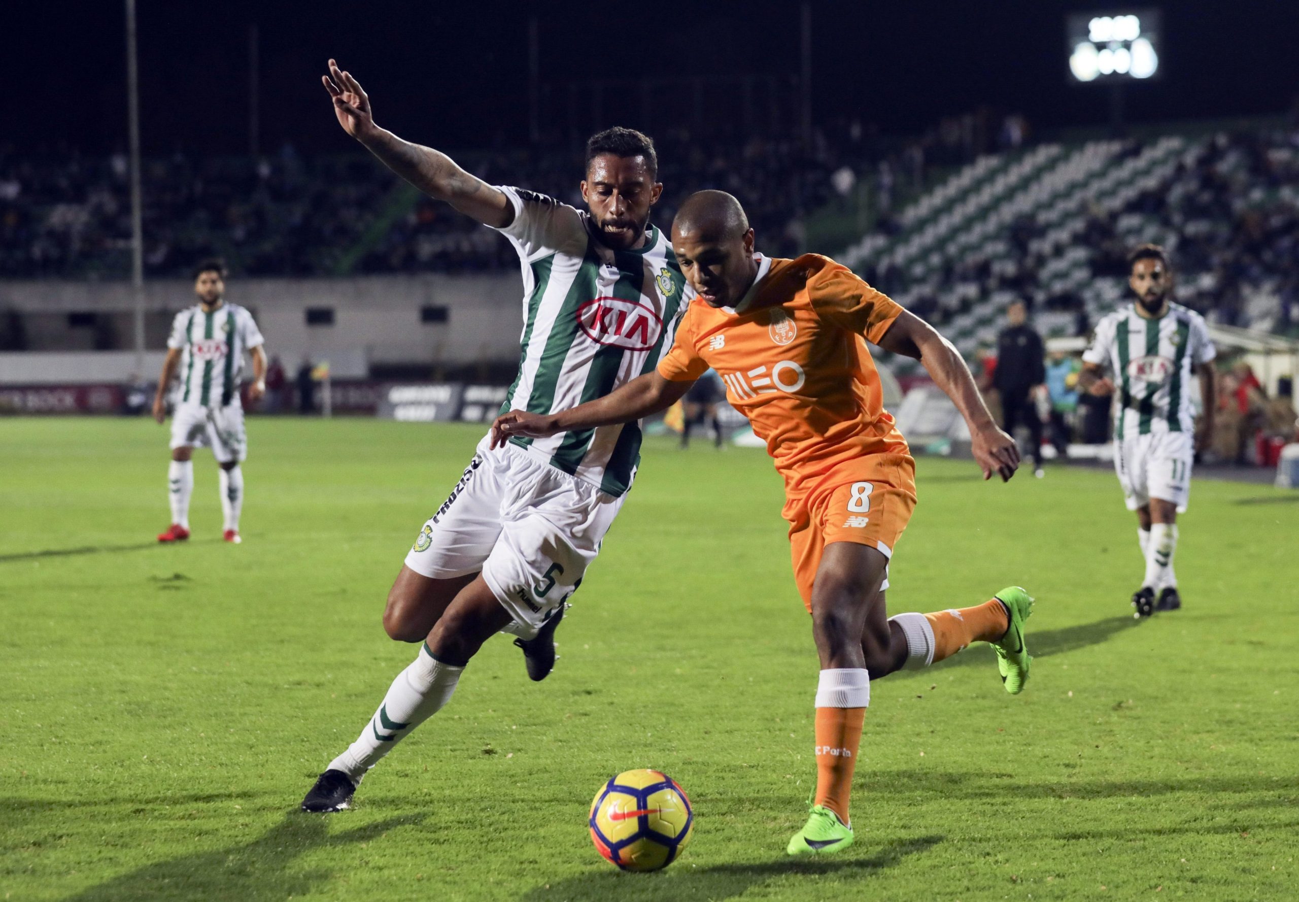 FC Porto obrigado a vencer para manter liderança isolada