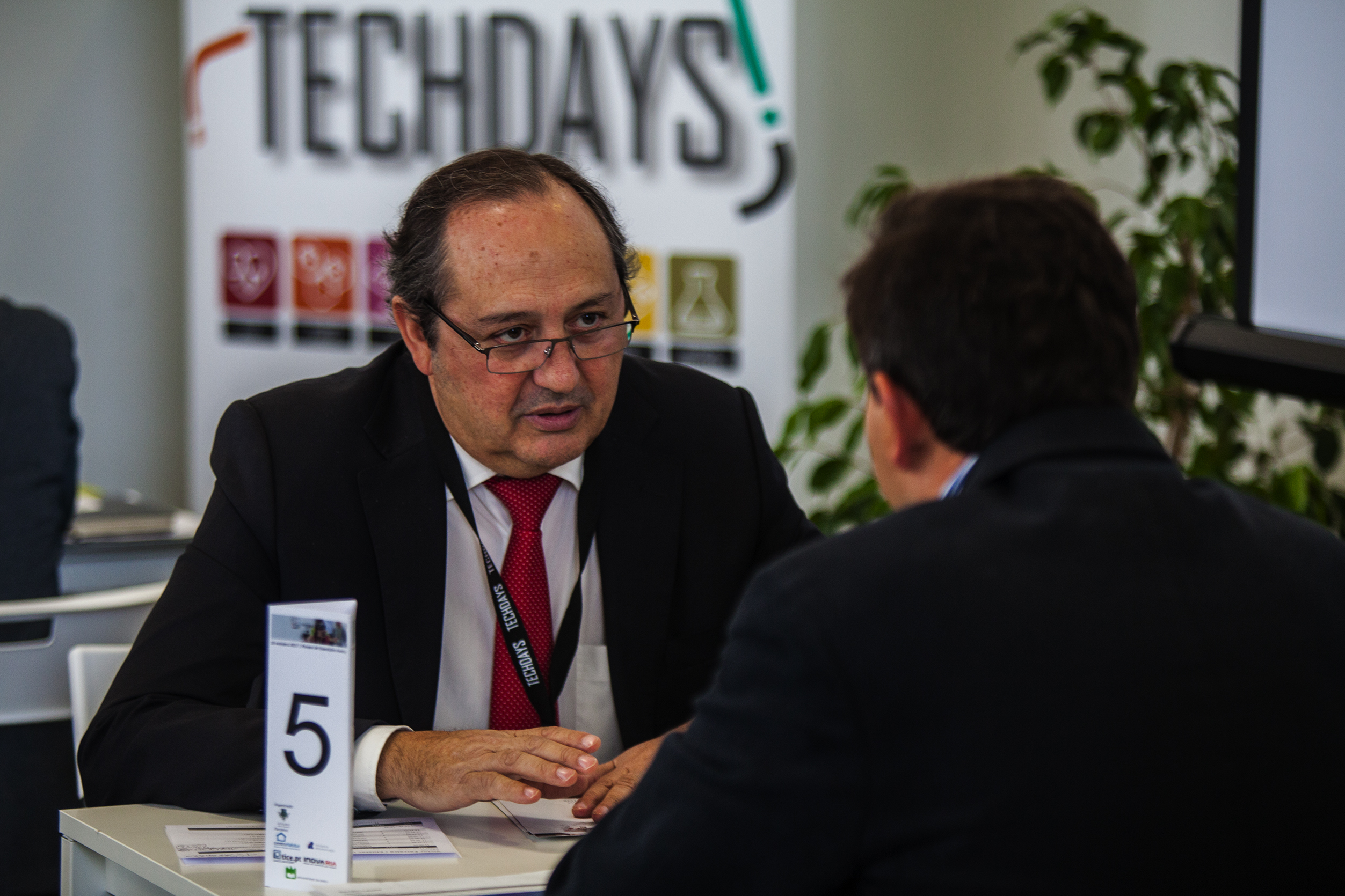 Victor Ferreira, presidente da Cluster Habitat Sustentável, num encontro B to B Victor Ferreira, presidente da Cluster Habitat Sustentável, num encontro B to B