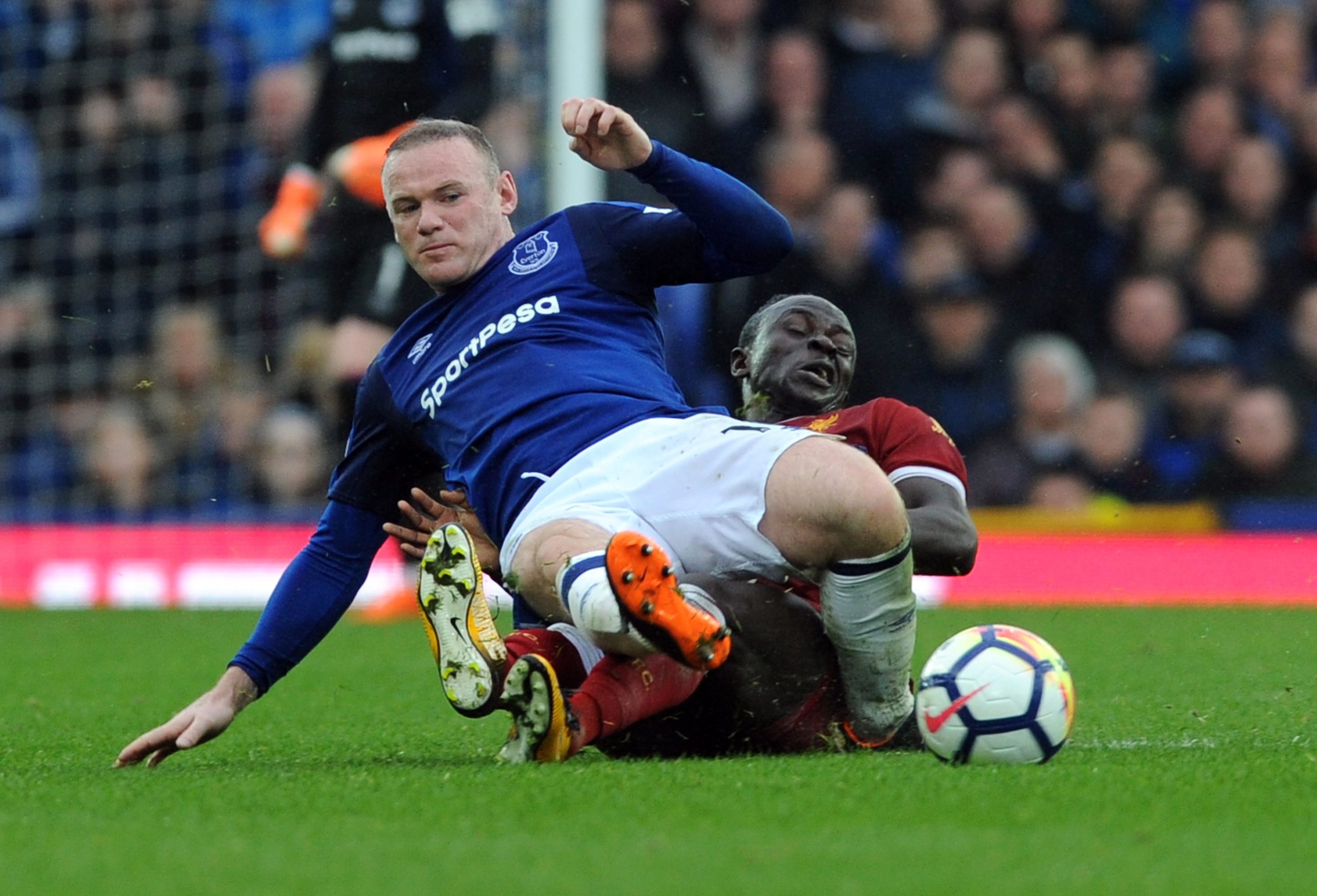 Rooney regressa à seleção inglesa para o 120.º e último jogo