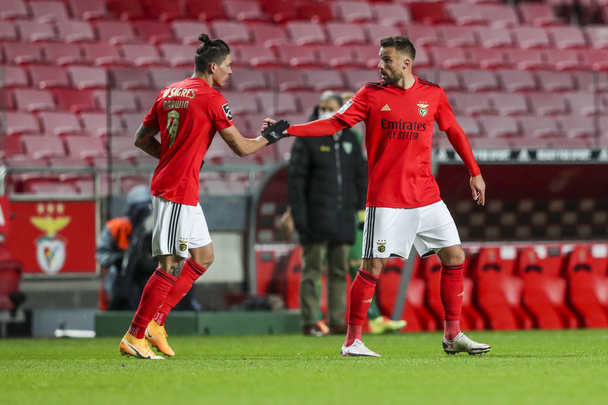 Benfica regressa às vitórias na I Liga