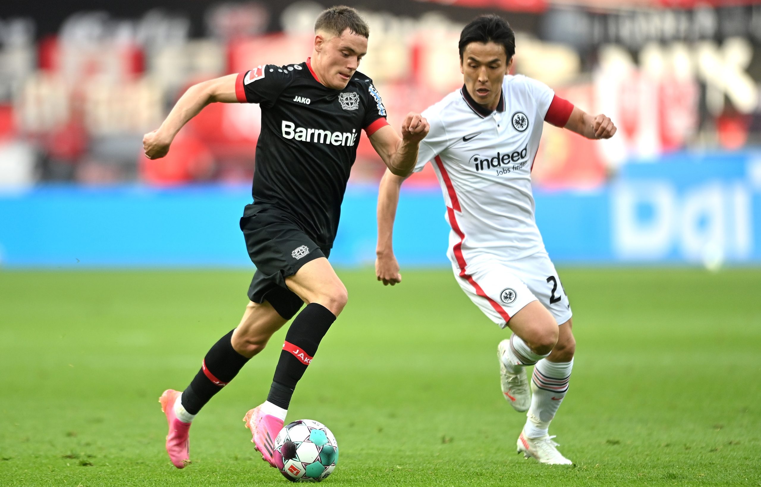 Leverkusen vence Eintracht e ‘incendeia’ a luta pelo ‘top 4’ da Bundesliga