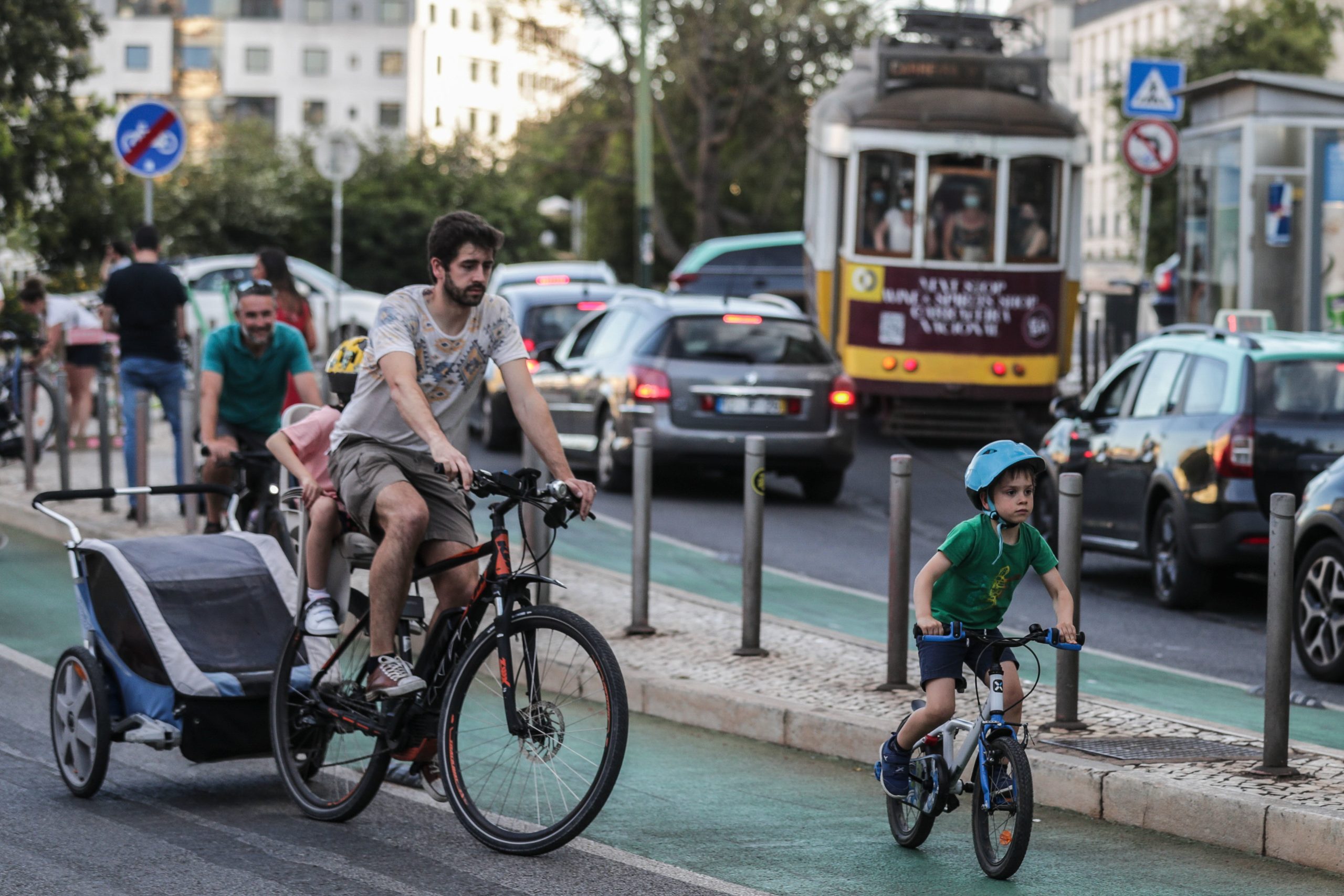 Assembleia Municipal de Lisboa vai promover audição pública sobre Avenida Almirante Reis