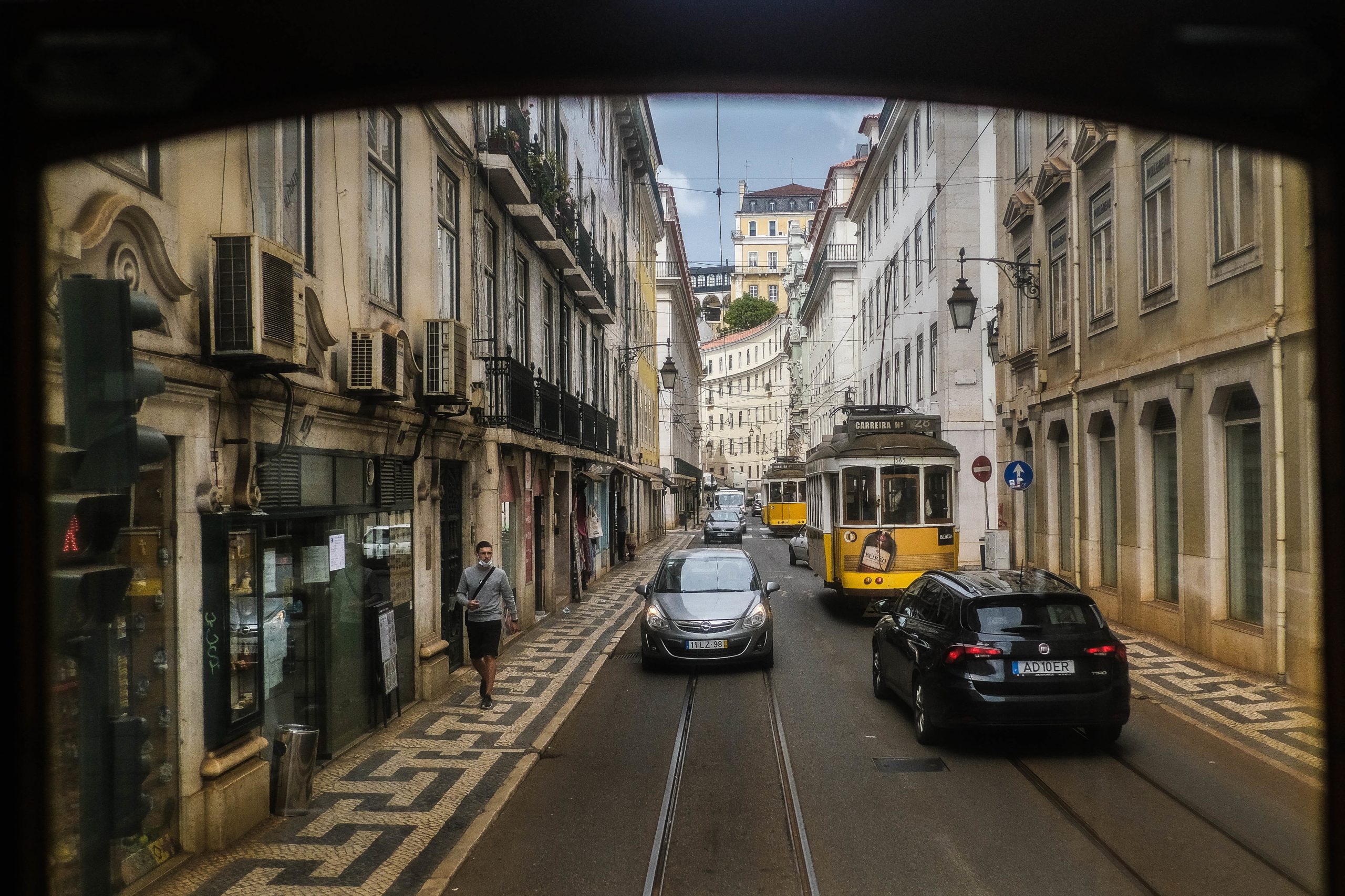 Carris tem 15 novos elétricos para circular em Lisboa e pretende investir 170 milhões de euros até 2026