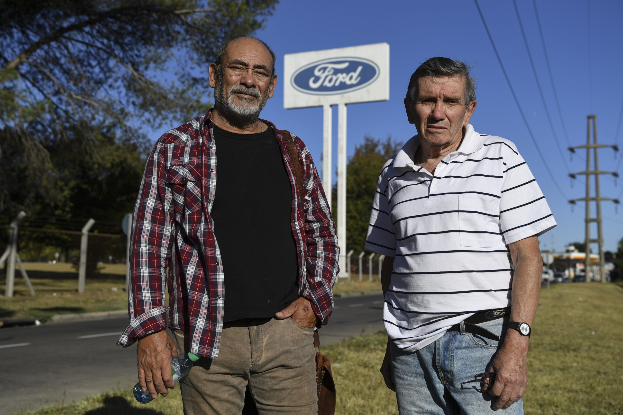 Ex-funcionários argentinos da Ford enfrentam patrões em julgamento. O motivo? A ditadura