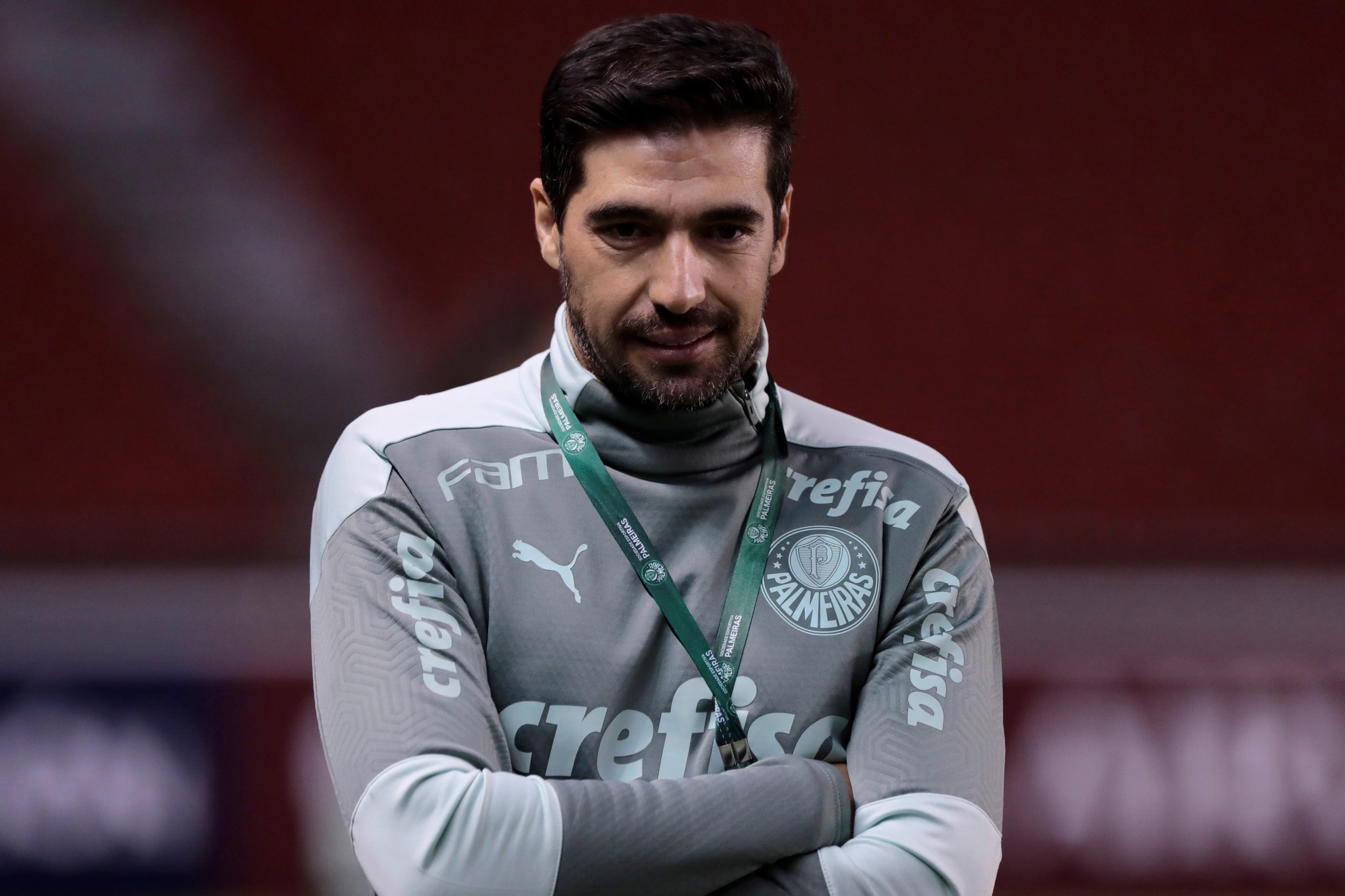 Palmeiras, de Abel Ferreira, vence em Porto Alegre e mantém segundo lugar