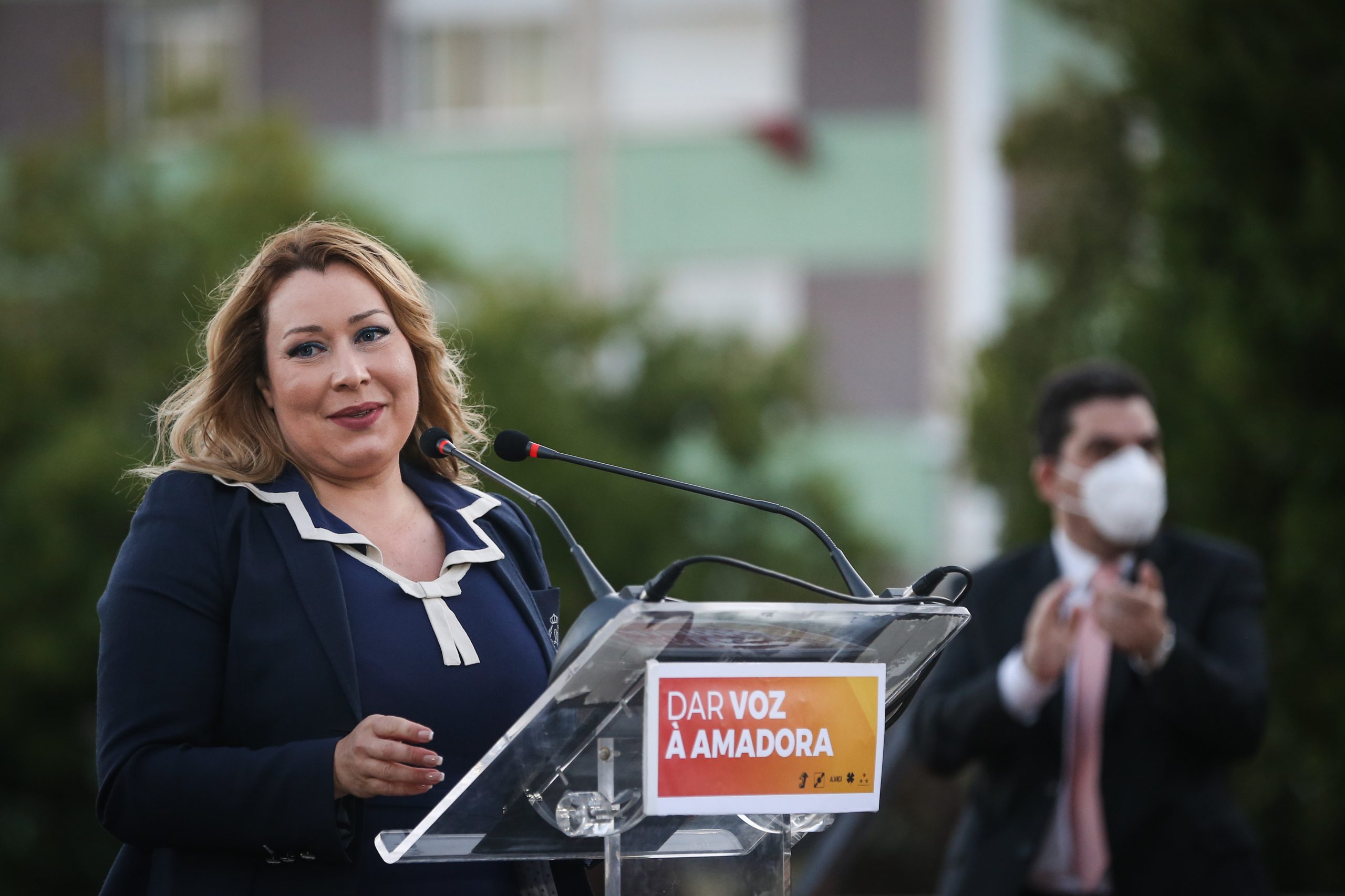 “Não sou política, não quero ser política”. Suzana Garcia compromete-se a tornar Amadora um concelho mais seguro