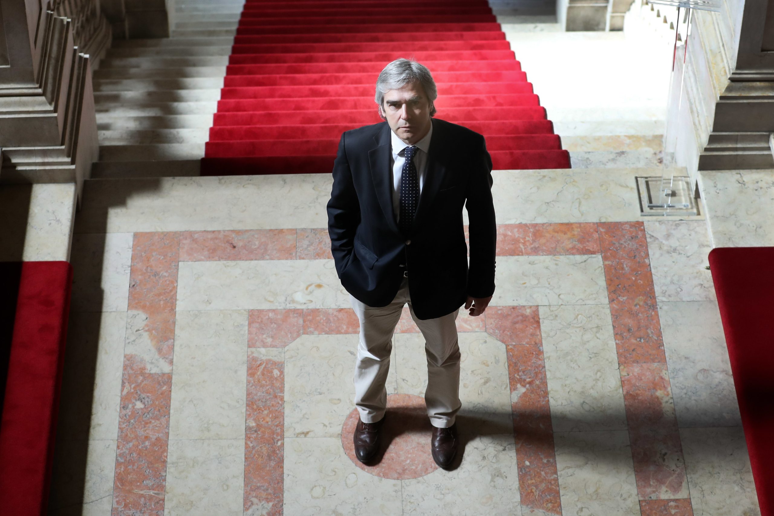 “A minha extravagância é descobrir um clássico moribundo que possa recuperar”. Perguntas rápidas a Nuno Melo