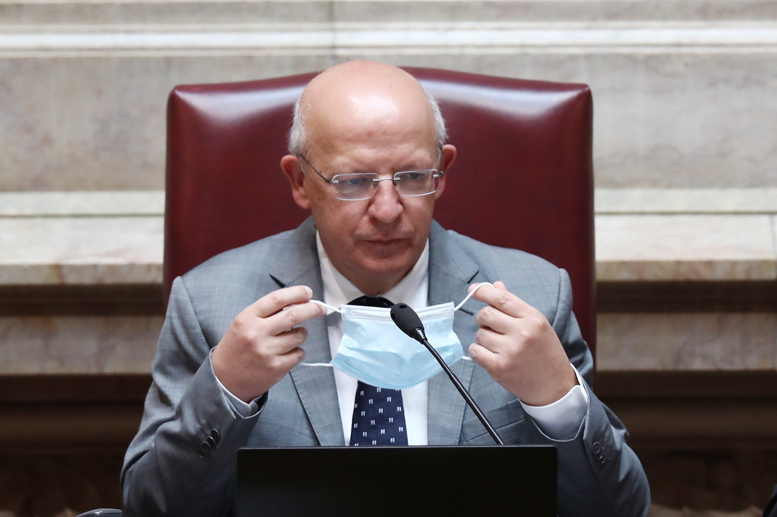 Chega apresenta projeto de resolução para censurar presidente da Assembleia da República