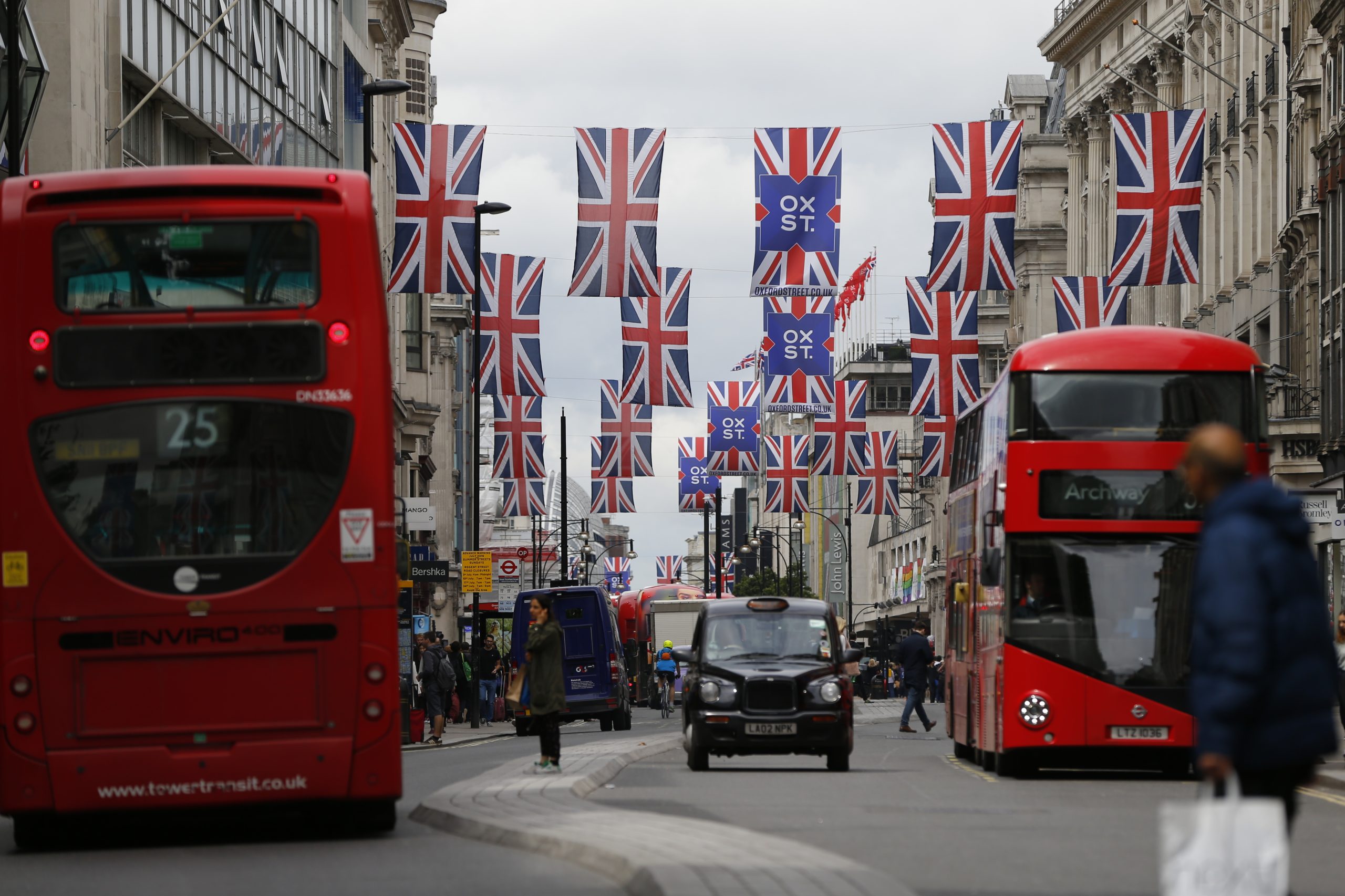 Em Londres: Oxford Street passa a ser pedonal
