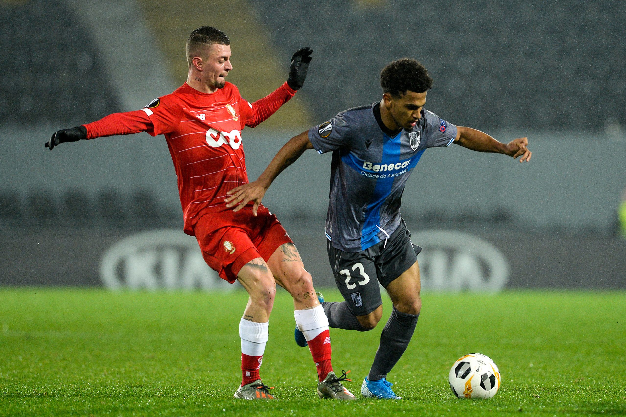 Liga Europa: Guimarães empata com Standard Liège e fica de fora da competição
