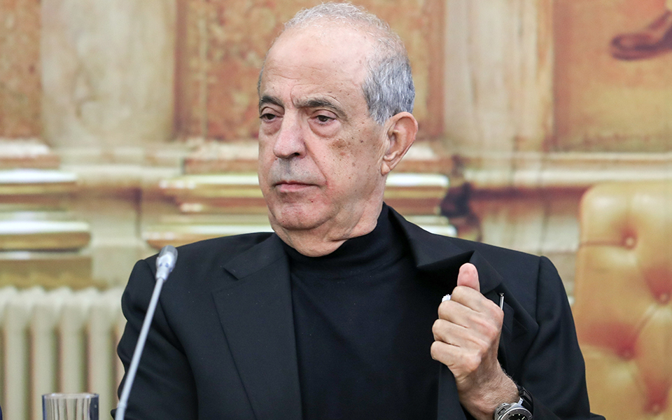 Berardo acusa bancos e Governo de aproveitarem contexto para arrestar obras