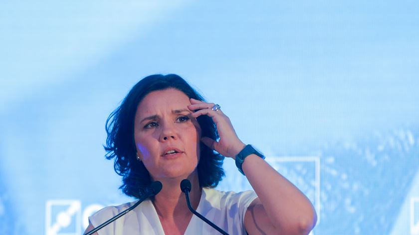Assunção Cristas: CDS-PP vai pedir redução de IRC de 21% para 19%