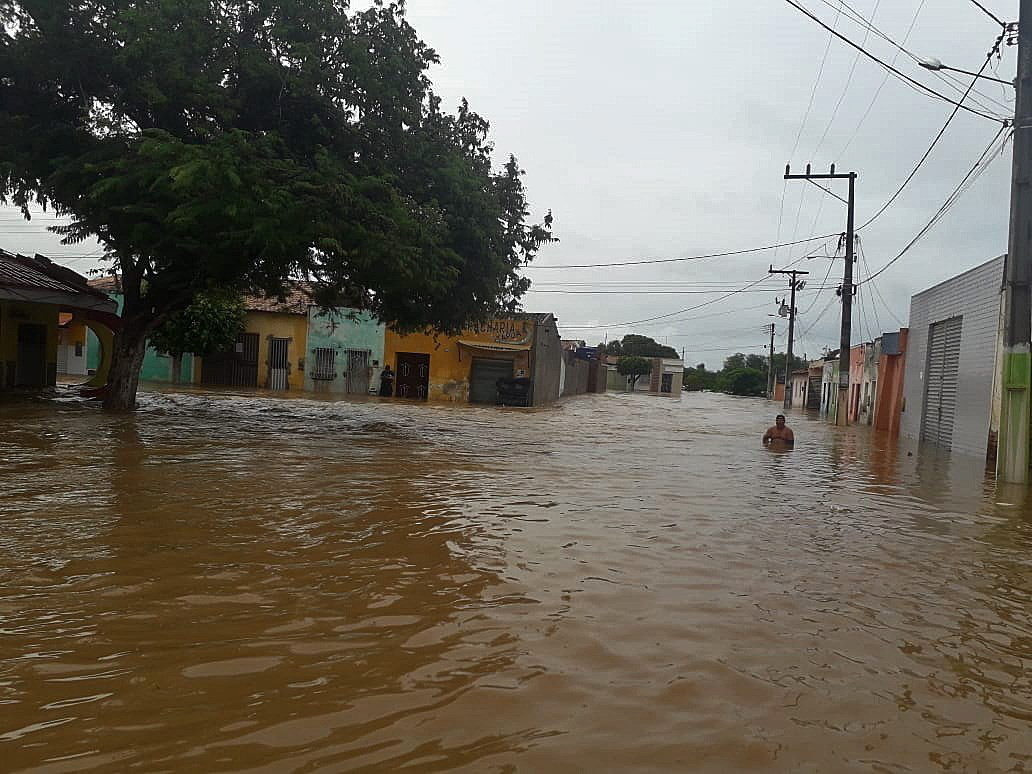30 mortos devido às fortes chuvas no estado brasileiro de Minas Gerais