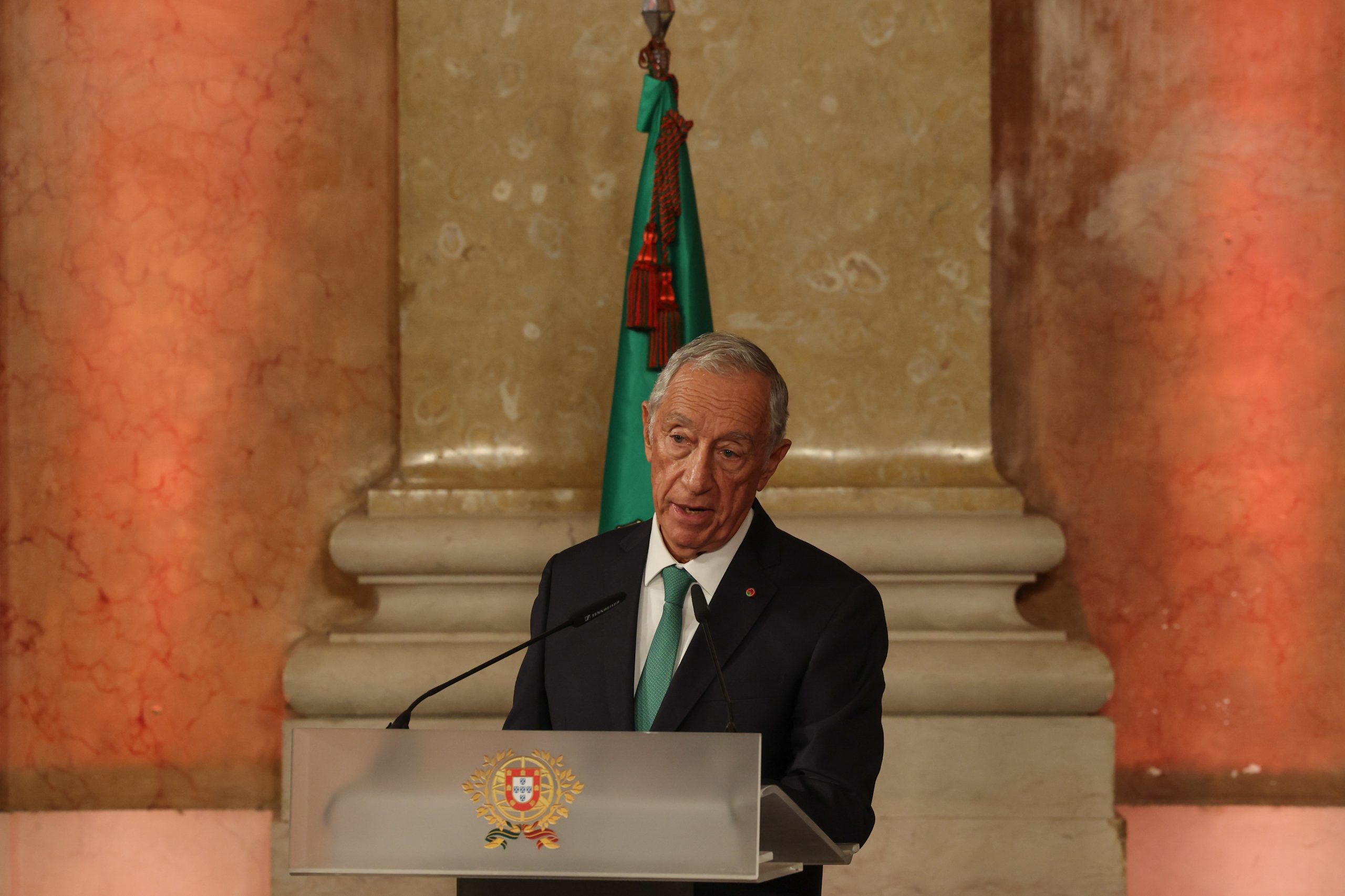Marcelo Rebelo de Sousa diz que só enviou documentação do caso das gémeas em janeiro porque estava em segredo de justiça
