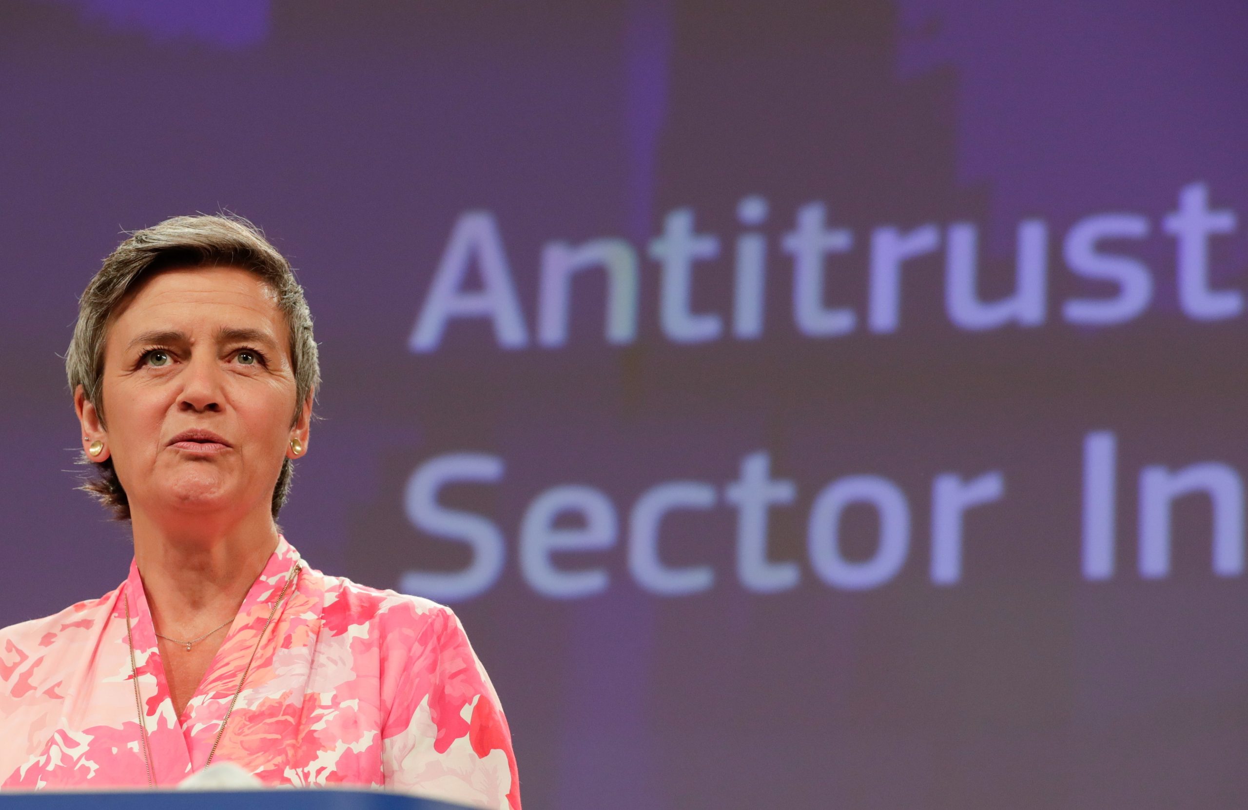 Vestager promete que Bruxelas não vai desistir de “maratona” contra práticas fiscais ilegais