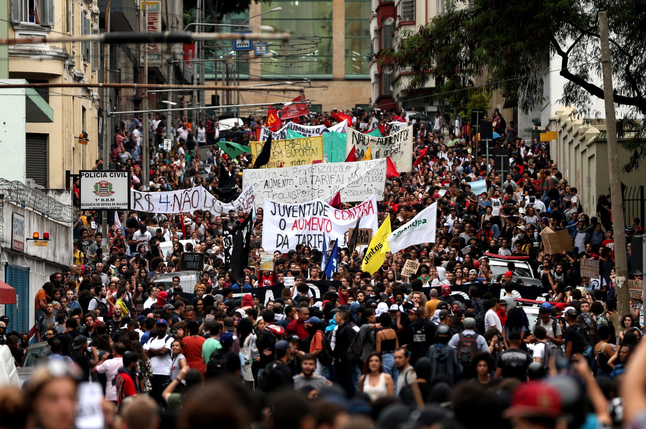 Desemprego volta a crescer no Brasil e atinge 13,1 milhões de pessoas