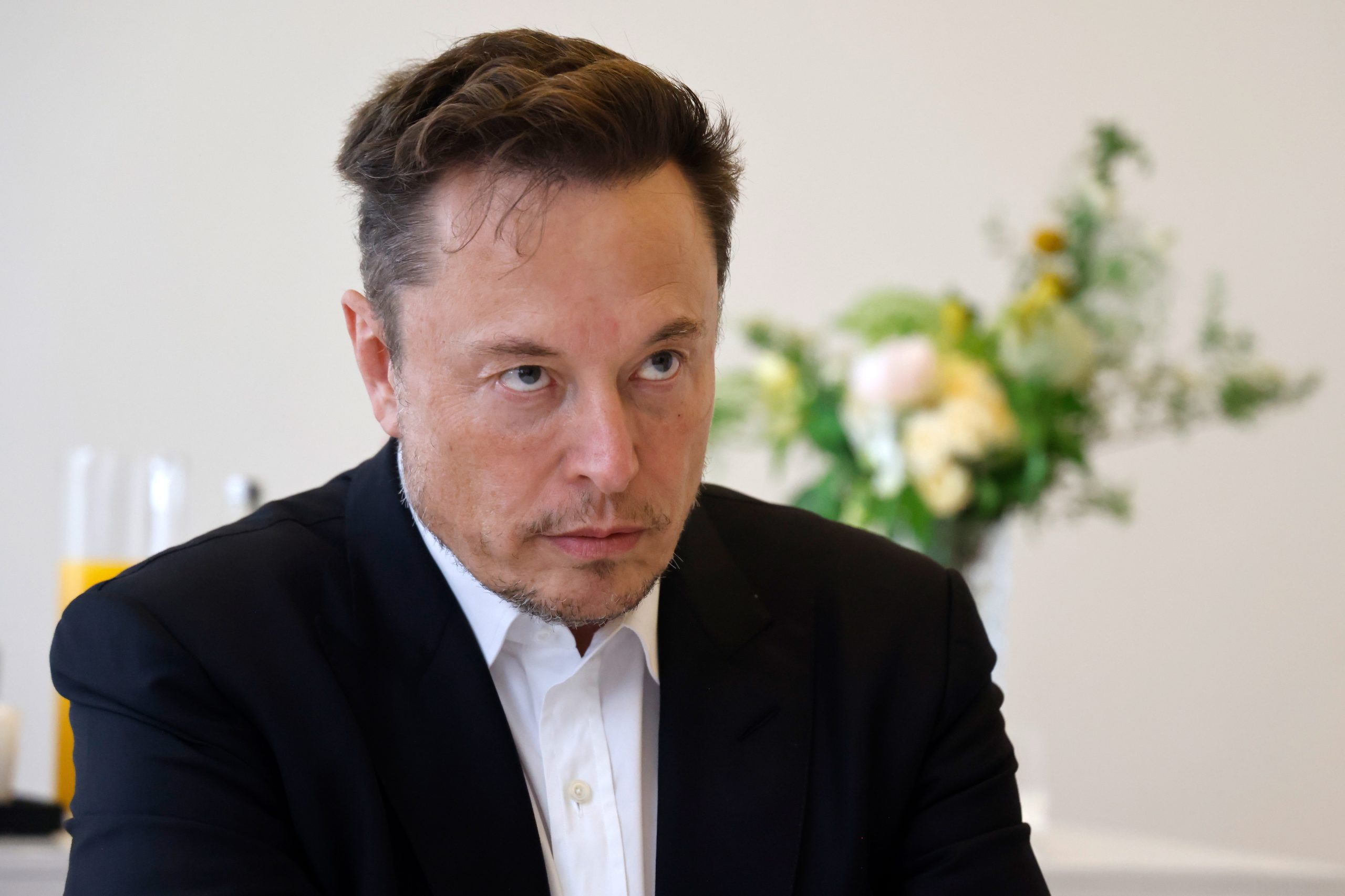 Tribunal dos EUA arquiva processo de Musk contra organização de luta contra o ódio