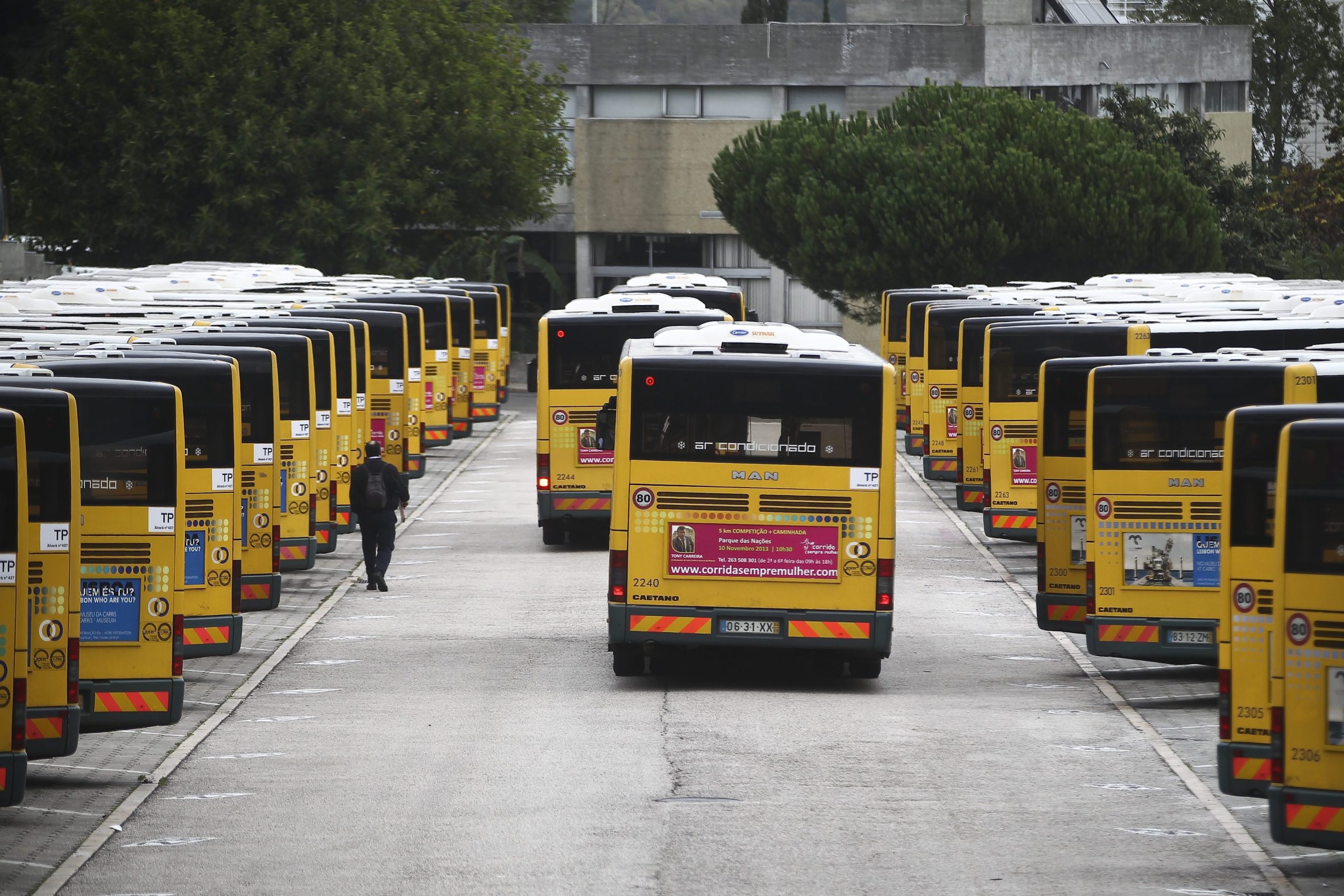 Faturas dos passes em Lisboa têm de ser pedidas na Internet