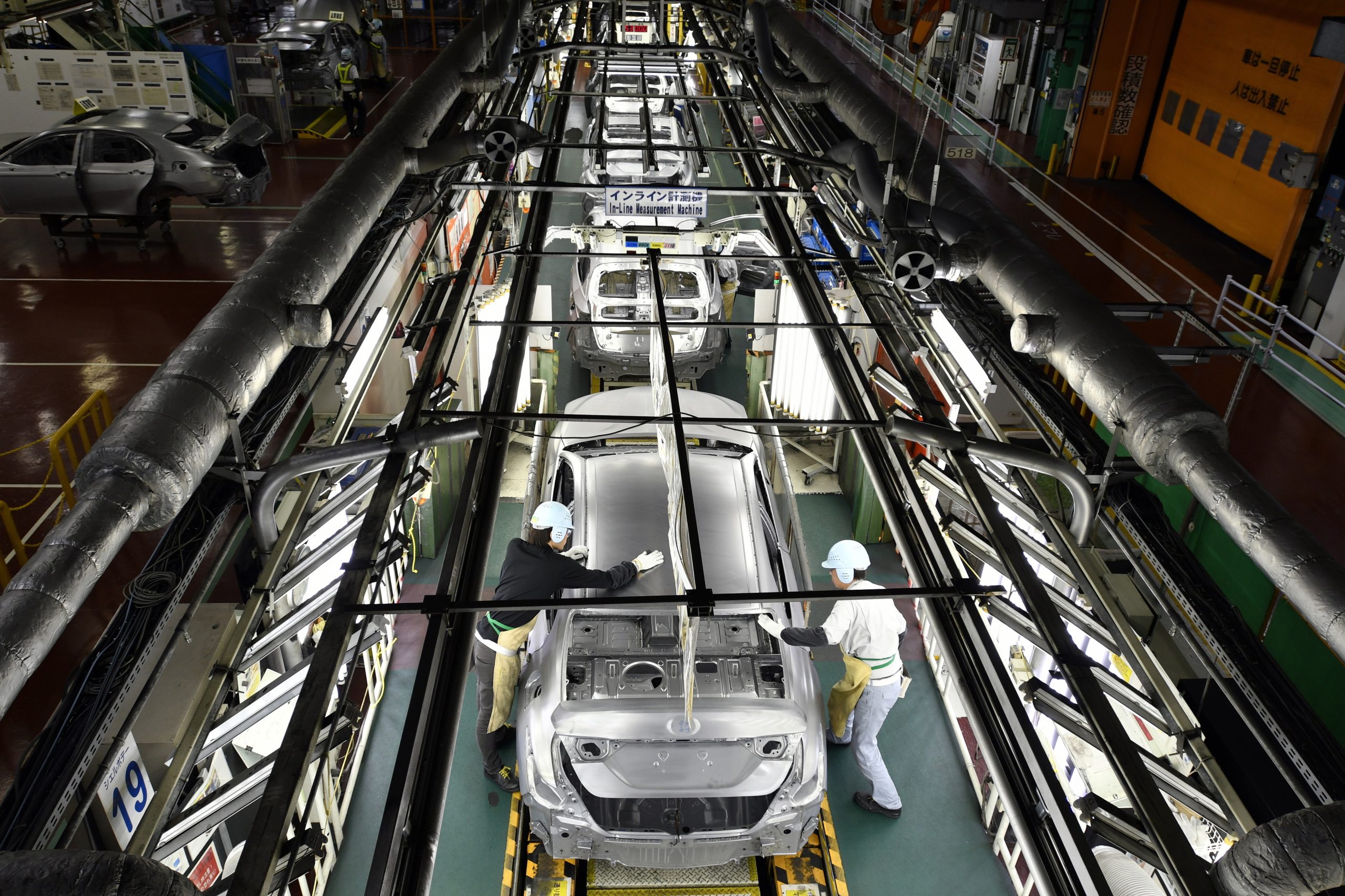 Toyota retoma operações em 12 fábricas no Japão após falha informática