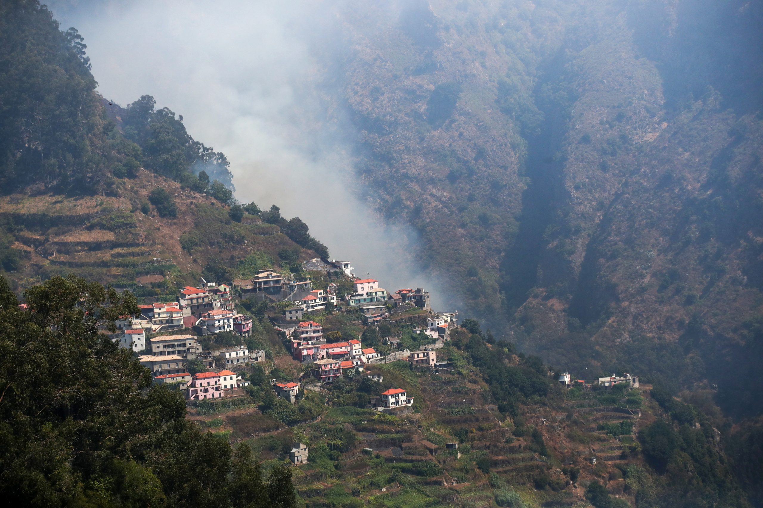 Na Madeira: PJ está a investigar “desde o início” origem do fogo