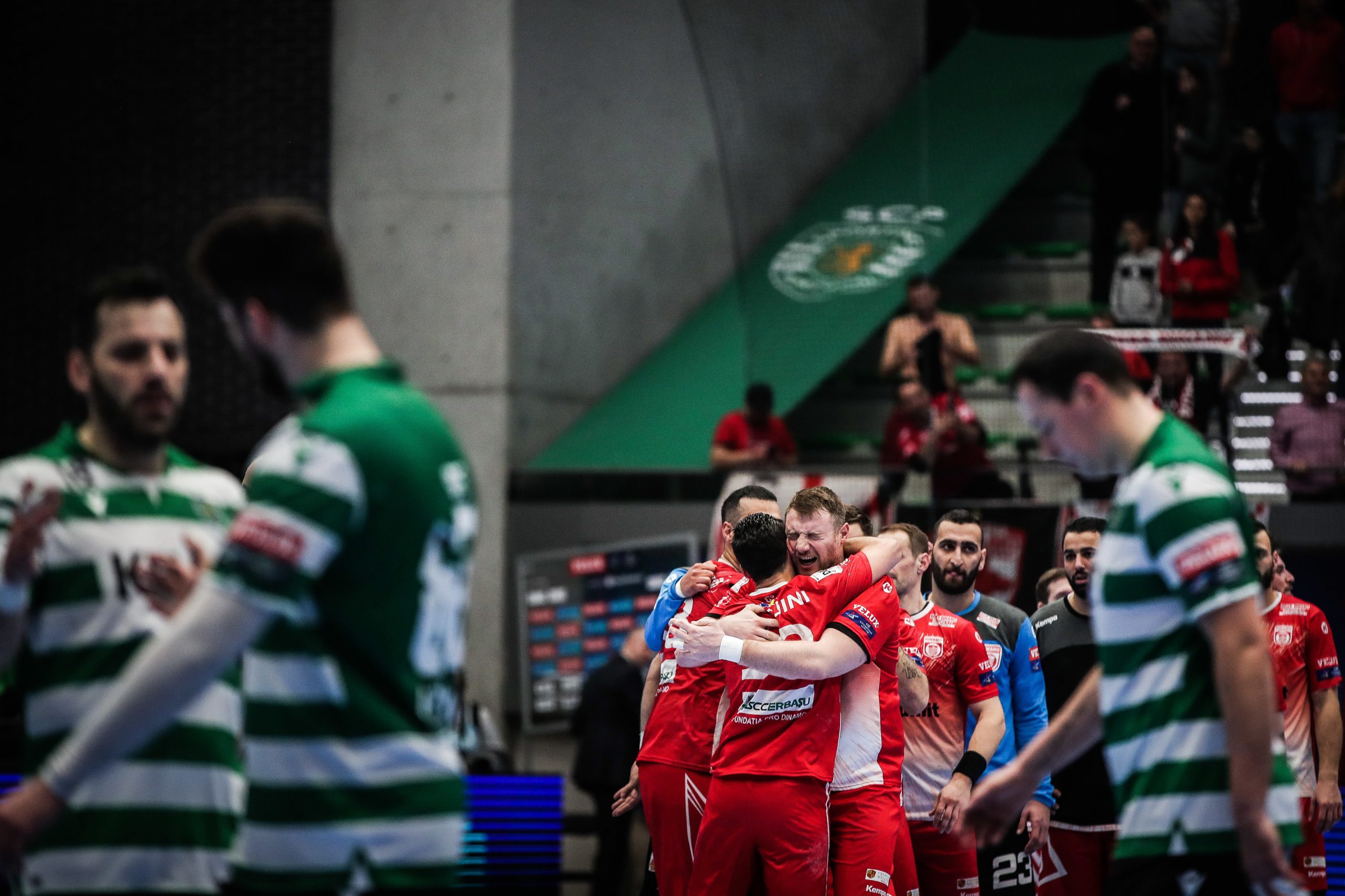 Sporting perde no arranque do acesso aos ‘oitavos’ da ‘champions’ de andebol