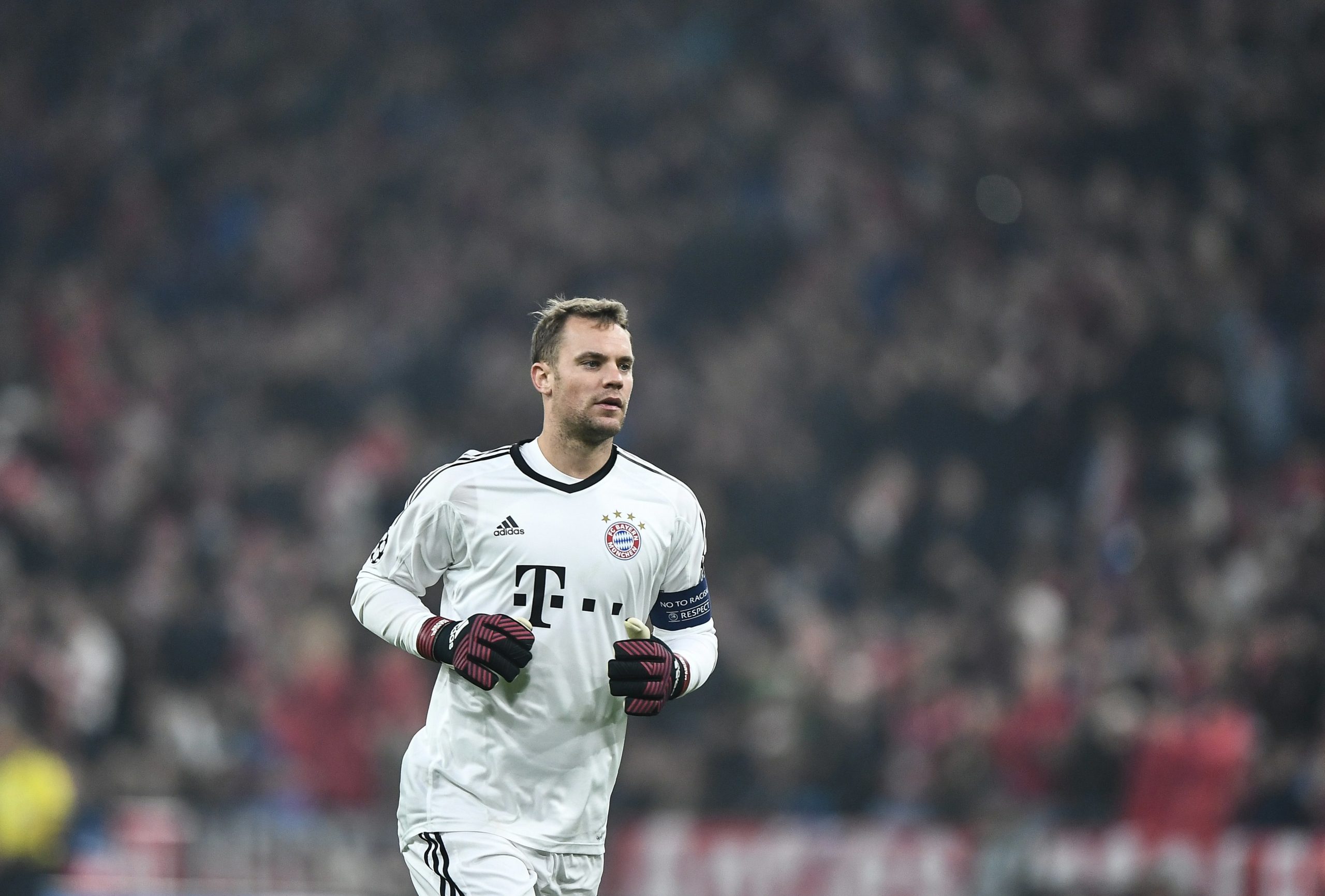 Guarda-redes alemão Manuel Neuer falha resto da época e tem Mundial2018 em risco