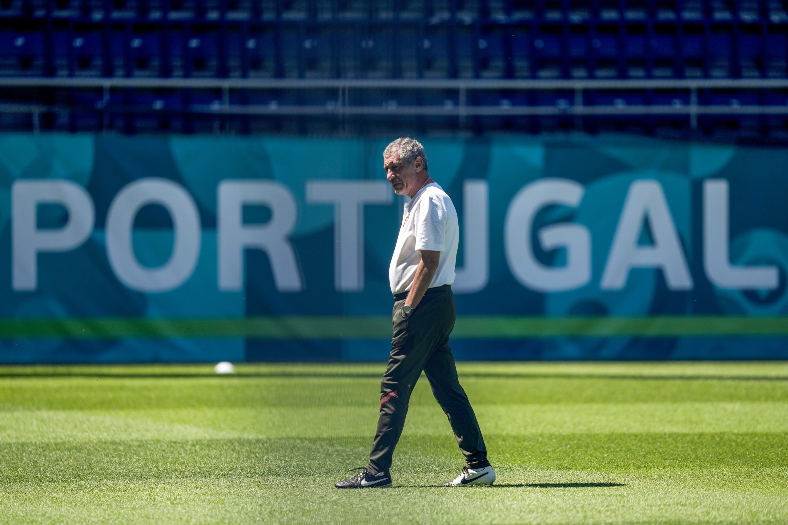Fernando Santos recusa fazer “contas”: ” Dependemos de nós”
